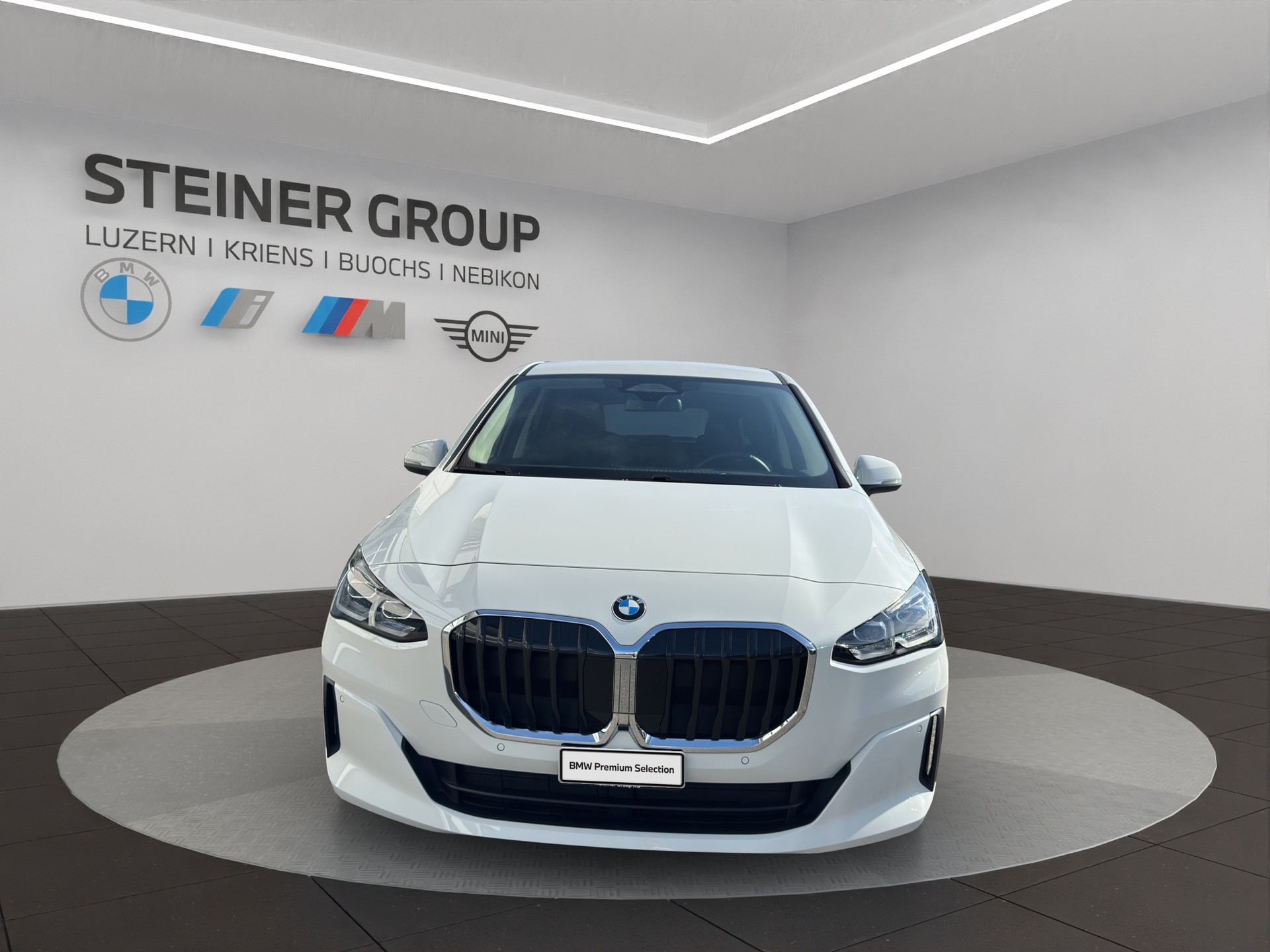 BMW 220i Active Tourer DKG-image-7