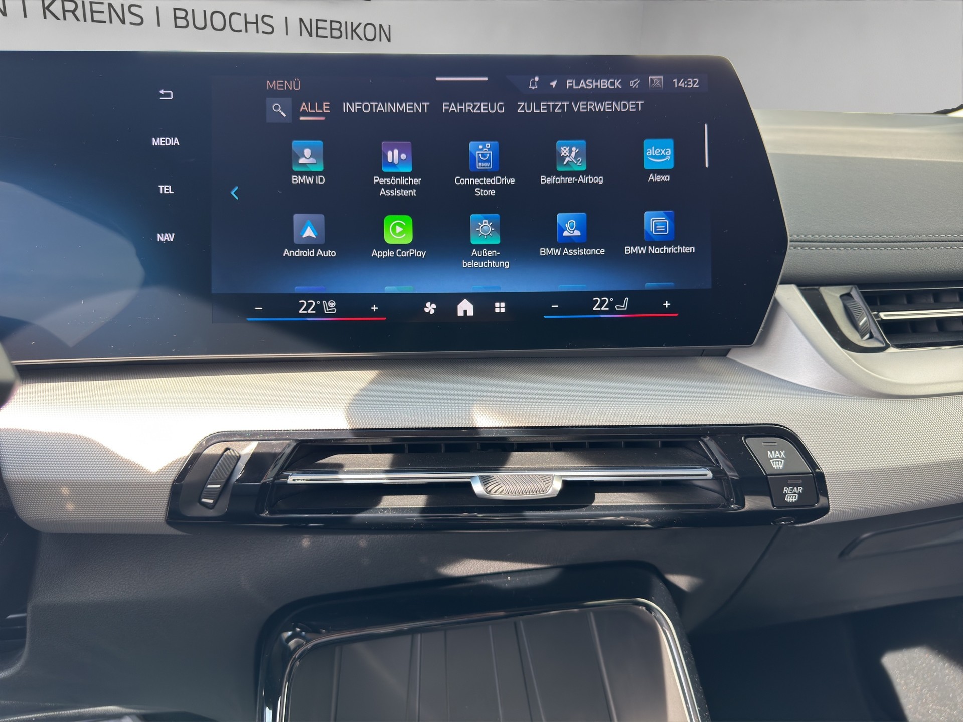 BMW 220i Active Tourer DKG-image-11
