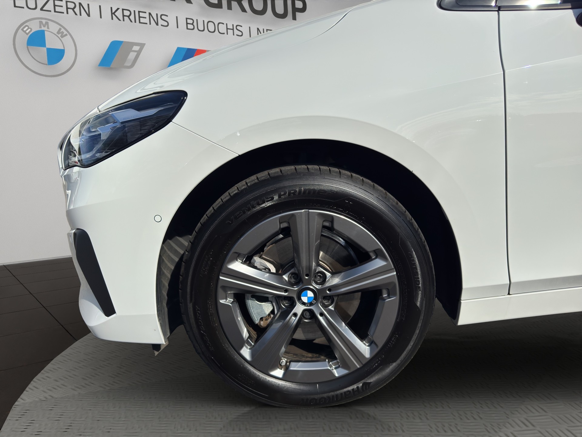 BMW 220i Active Tourer DKG-image-8