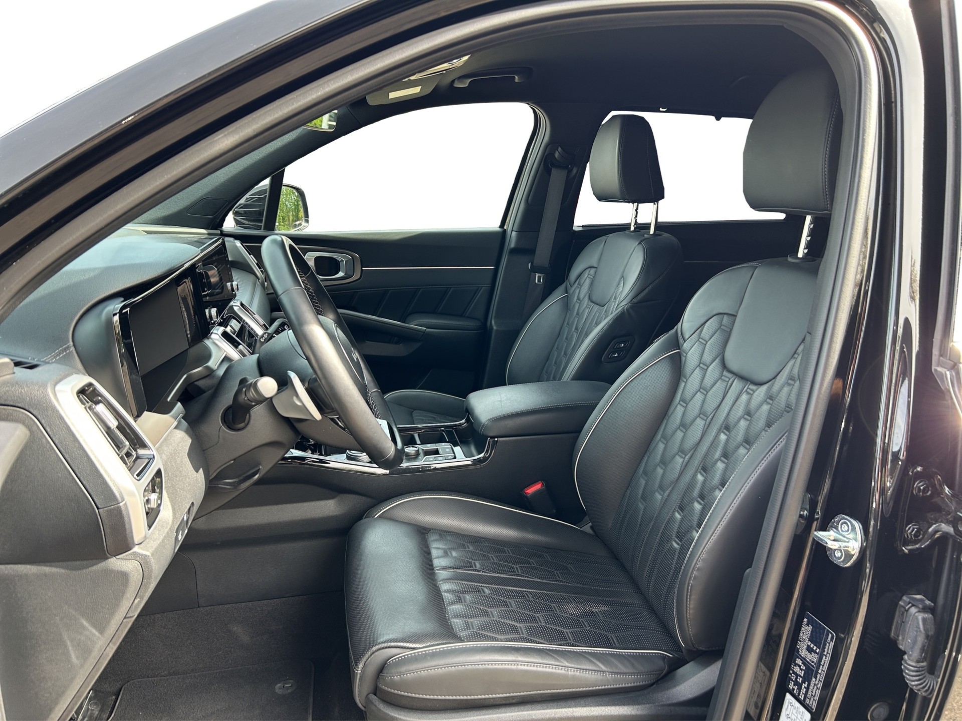 KIA Sorento 1.6 T-GDi HEV Sorento-image-9