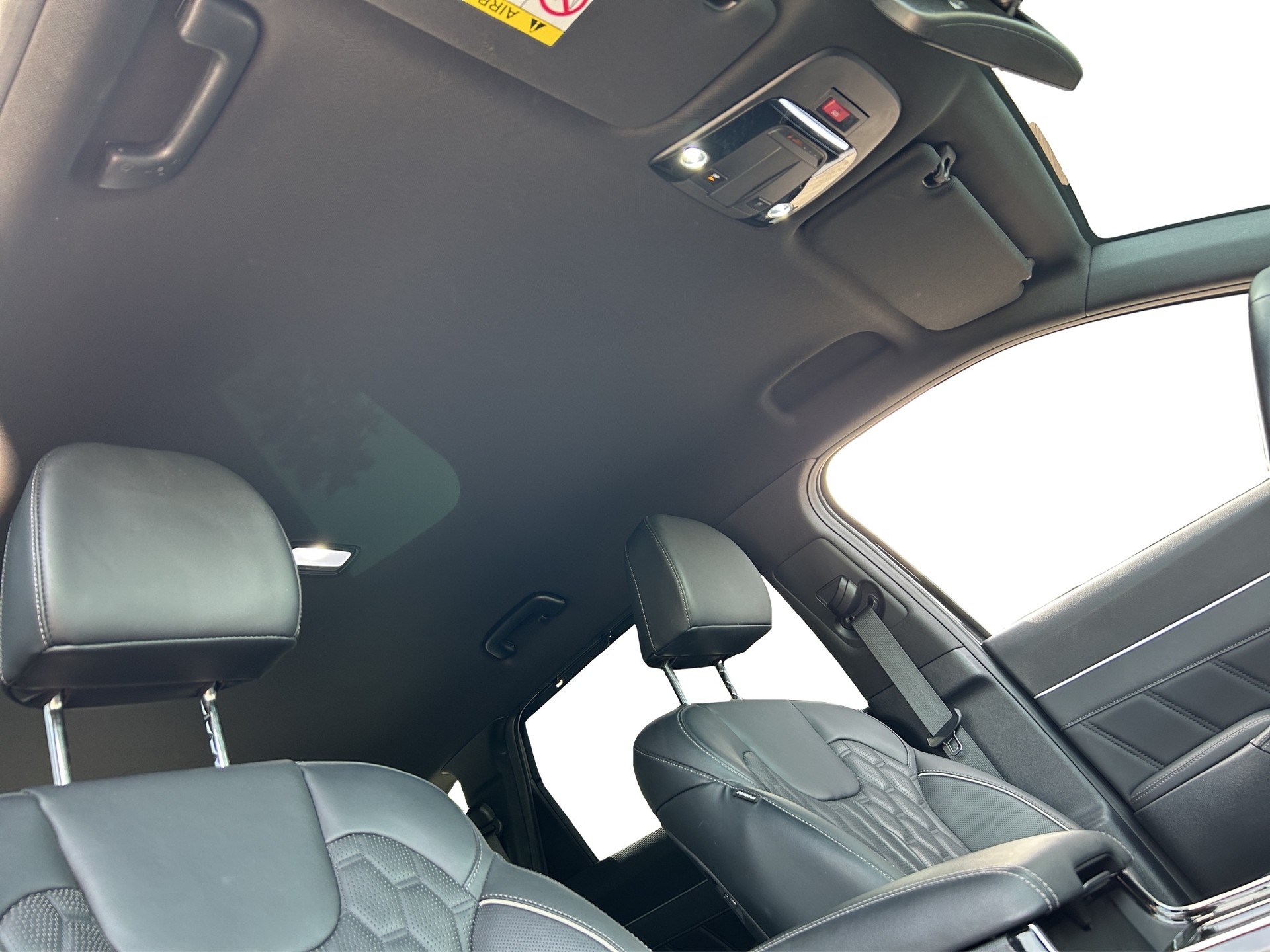 KIA Sorento 1.6 T-GDi HEV Sorento-image-14