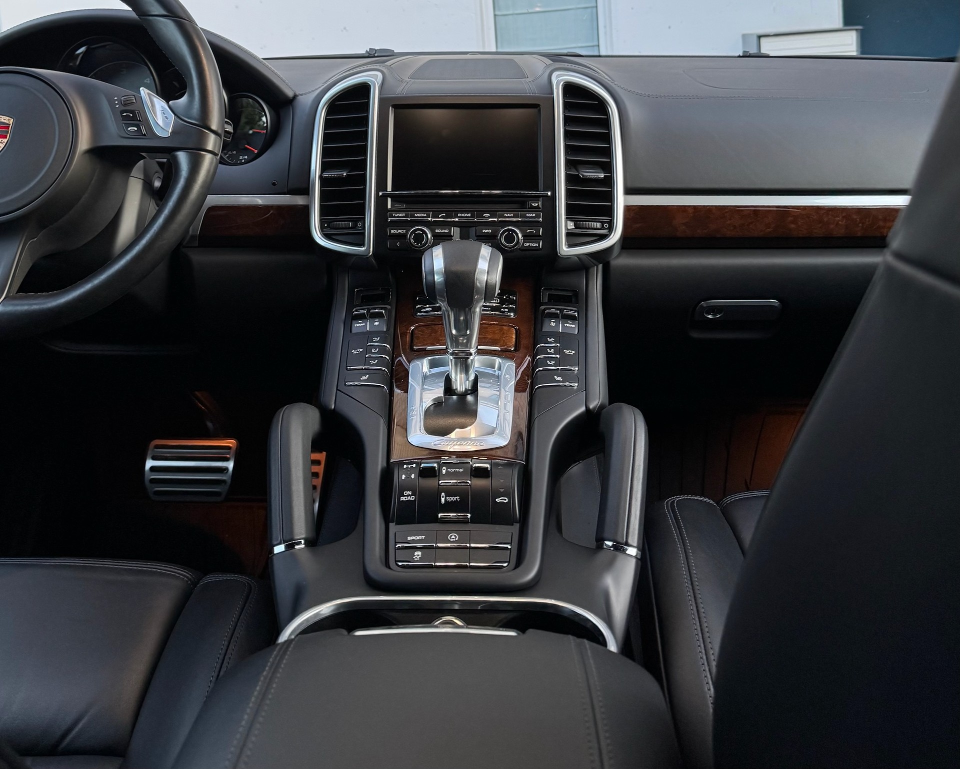 PORSCHE Cayenne S Diesel-image-8