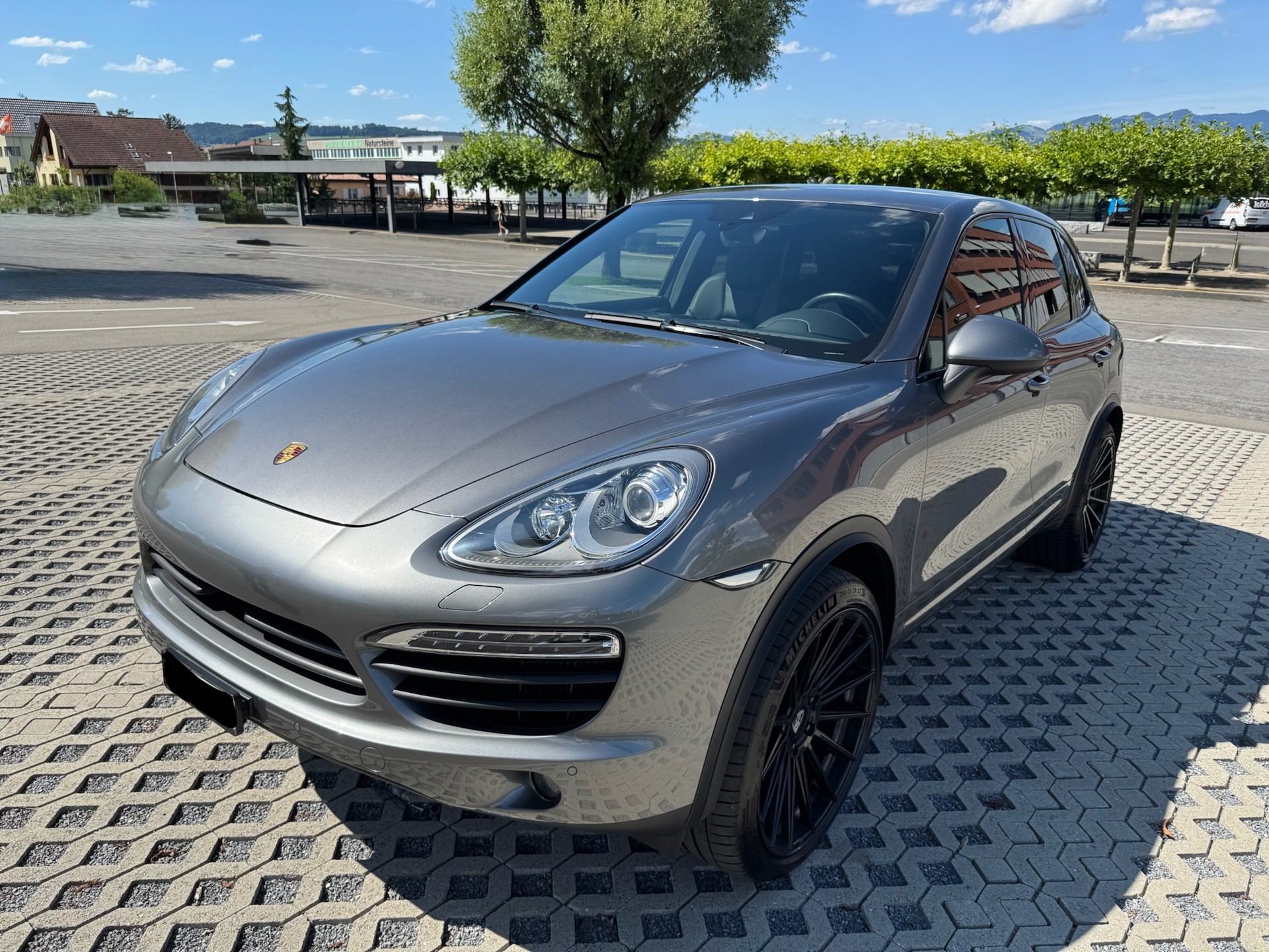 PORSCHE Cayenne S Diesel-image-0