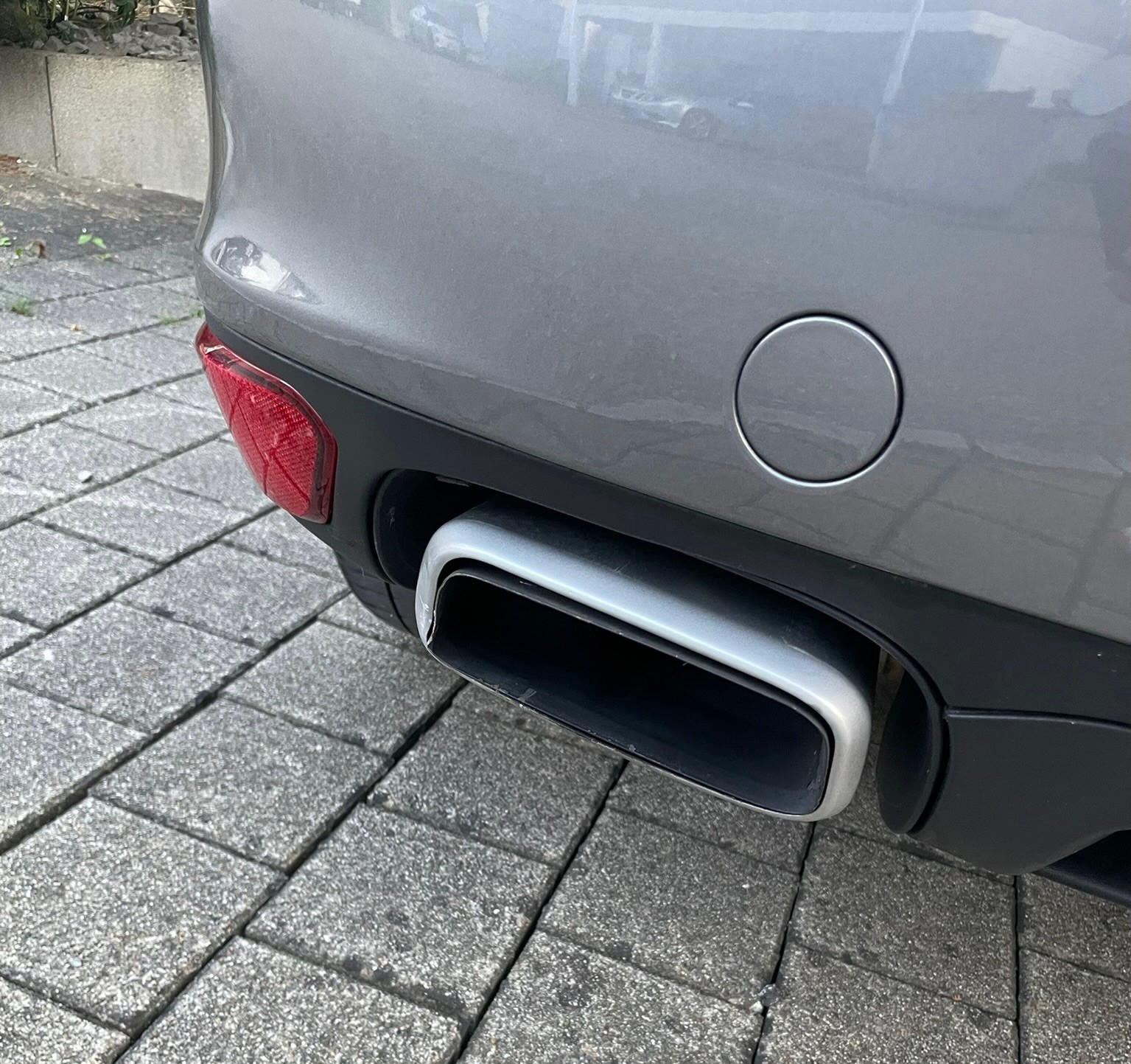 PORSCHE Cayenne S Diesel-image-13