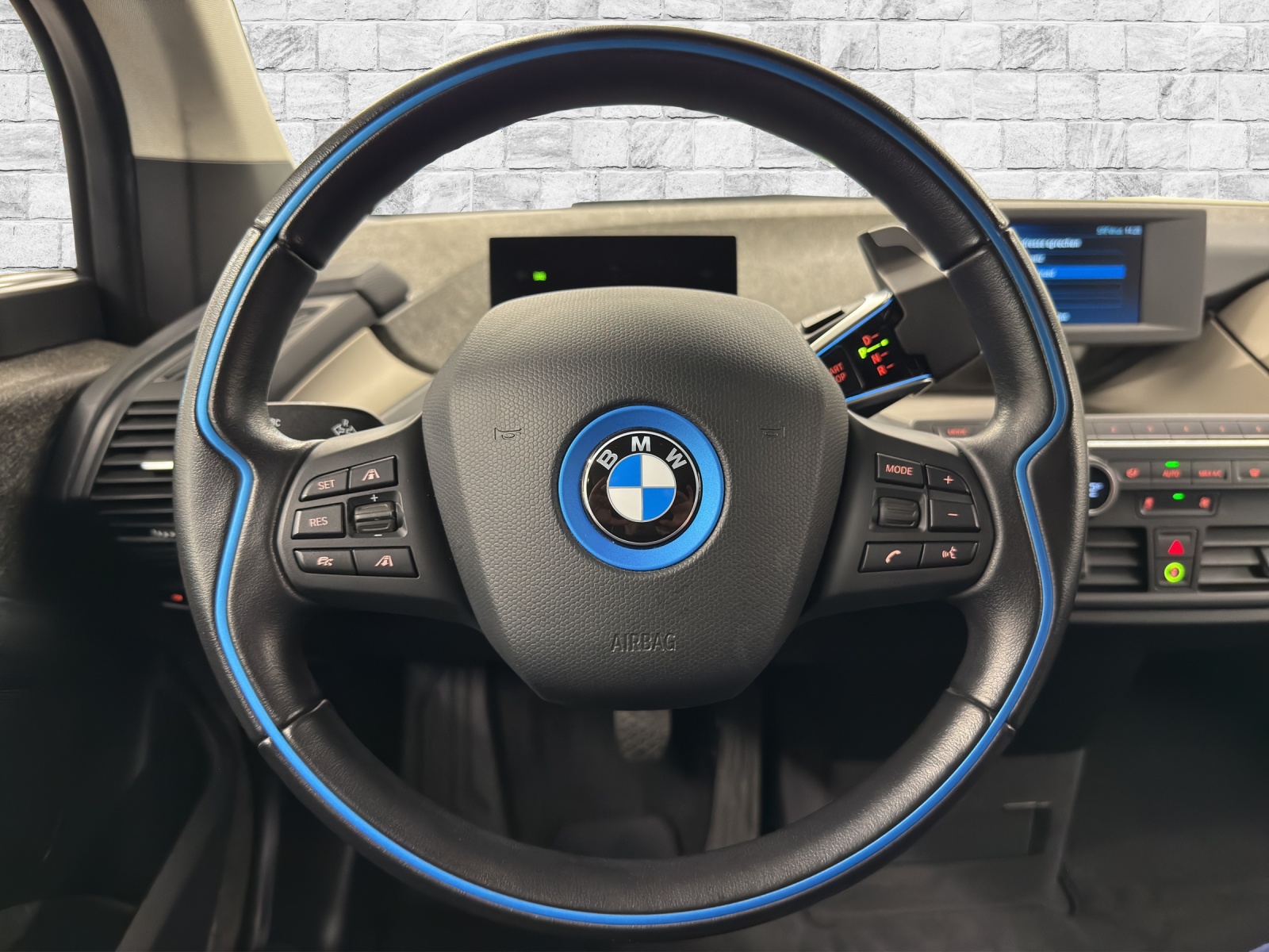 BMW i3 (120Ah)-image-9
