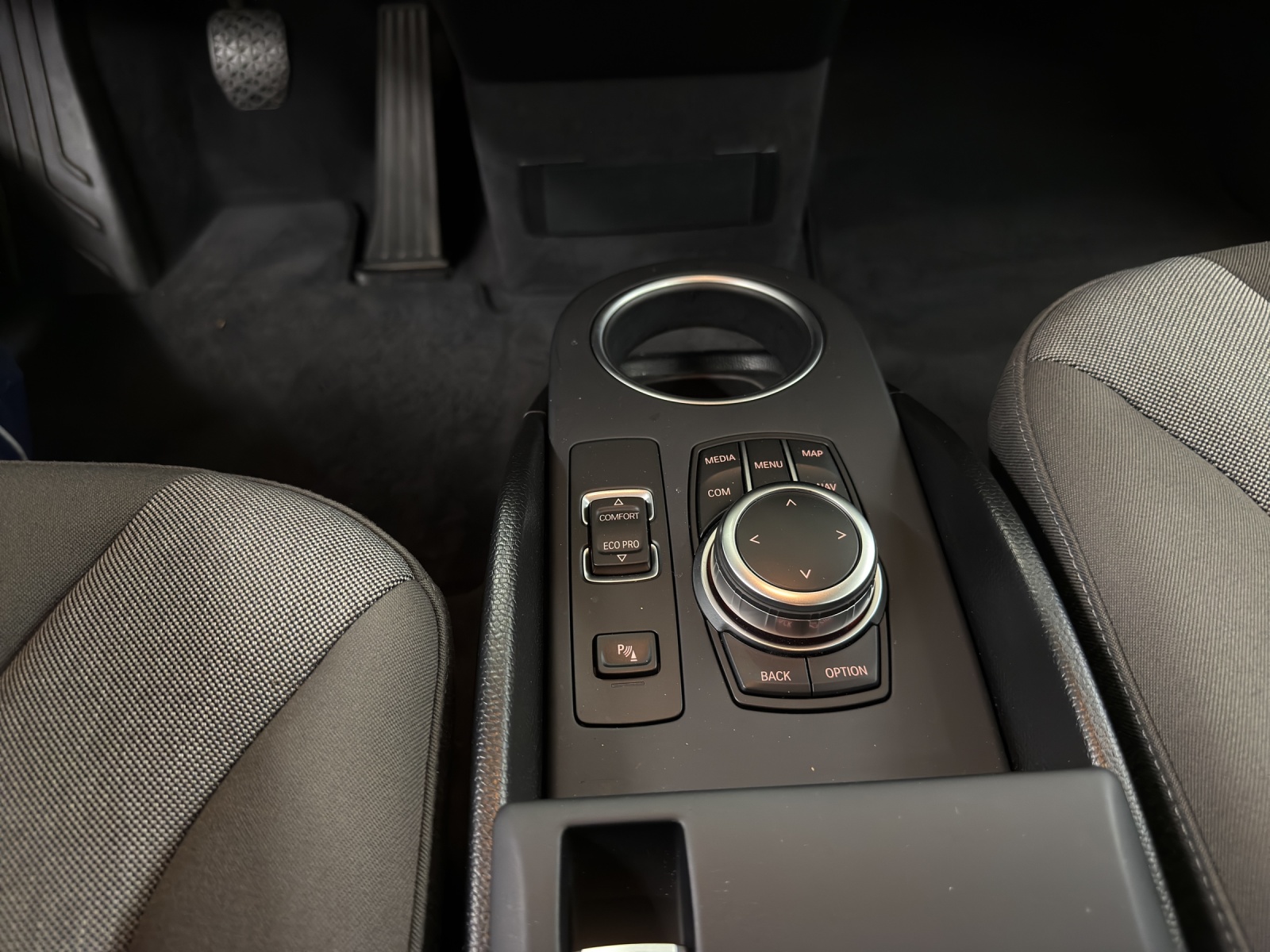 BMW i3 (120Ah)-image-13