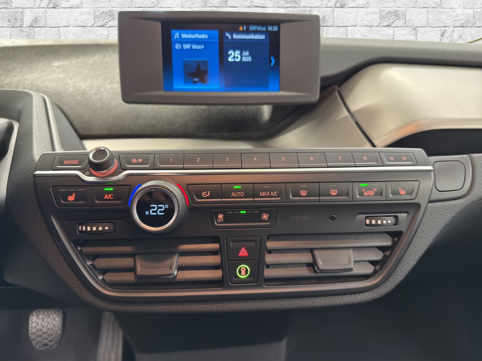 BMW i3 (120Ah)-image-14