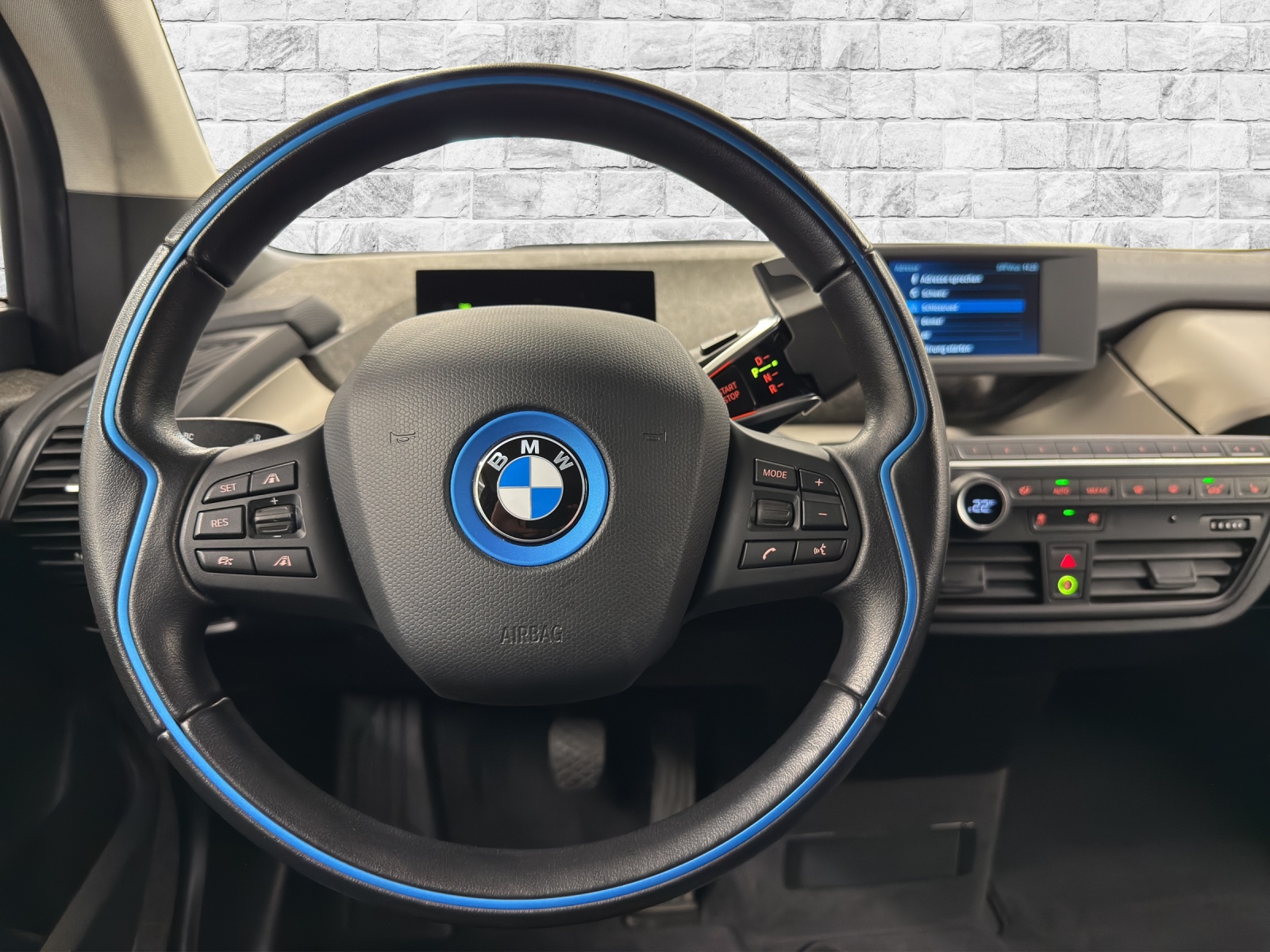 BMW i3 (120Ah)-image-7