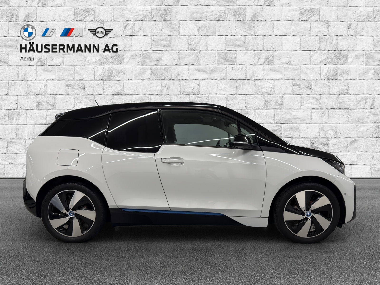 BMW i3 (120Ah)-image-3