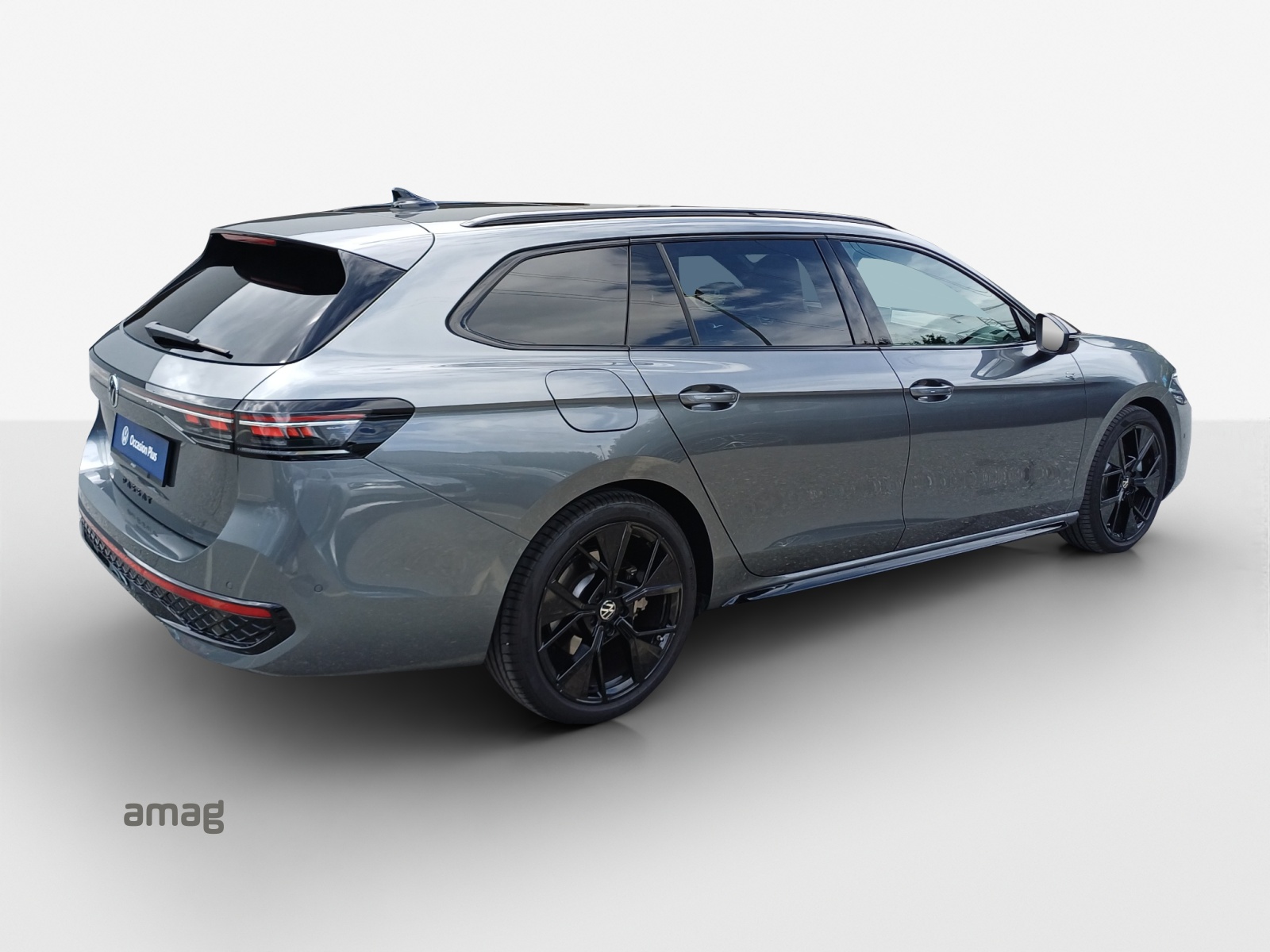 VW Passat Variant 2.0 TSI evo4 R-Line 4 Motion DSG-image-4