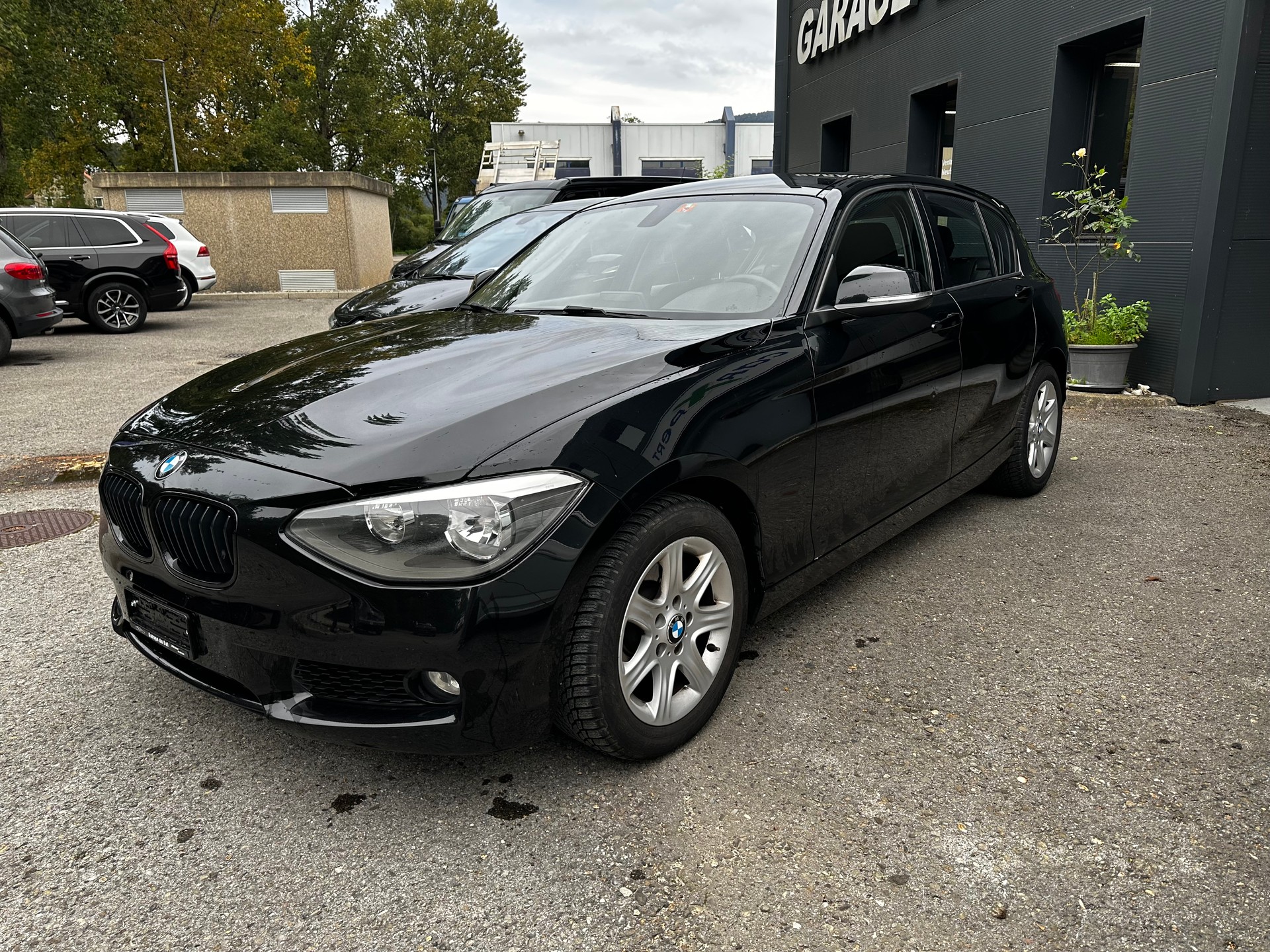 BMW 118i Urban Line-image-1