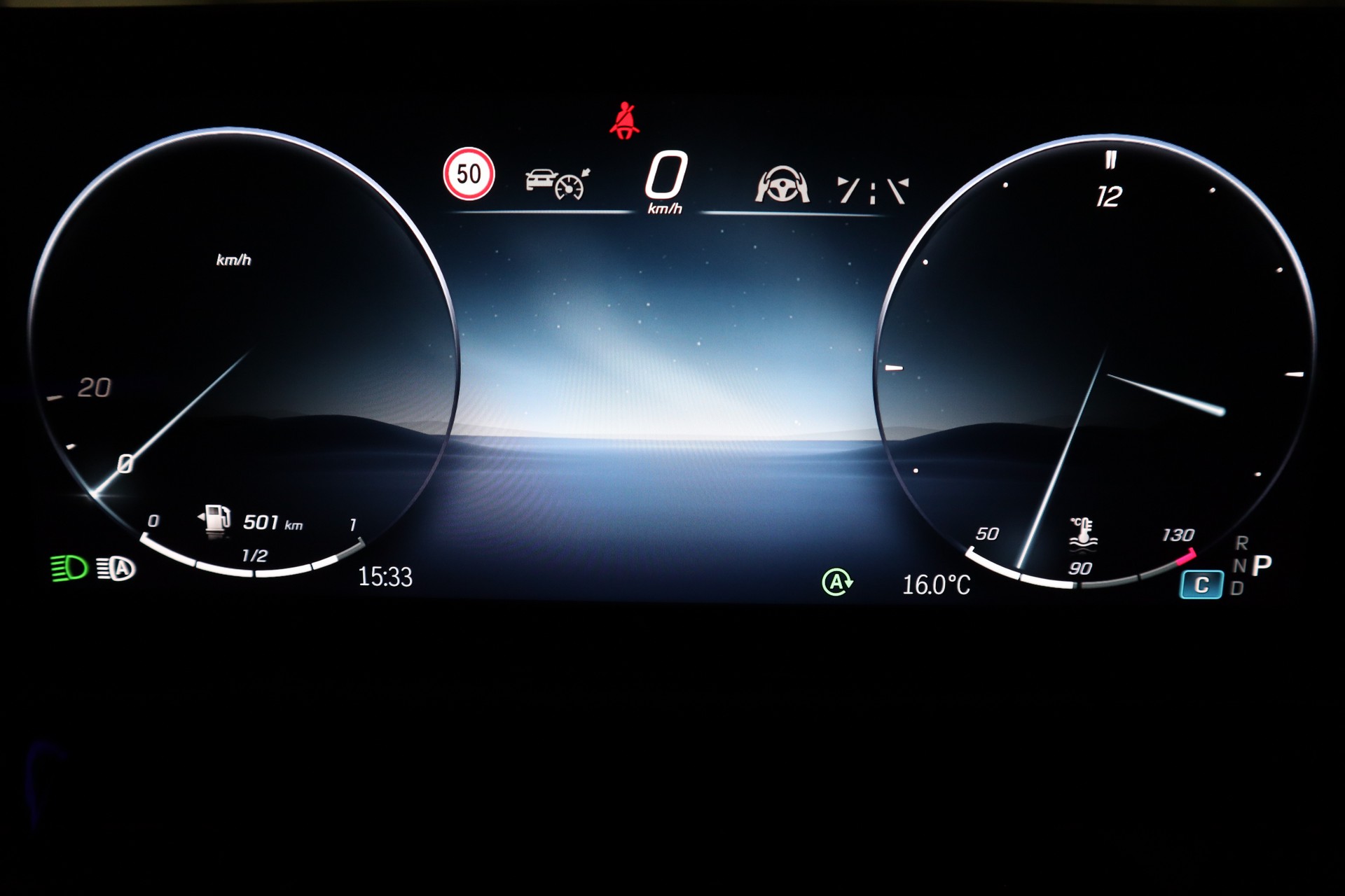 MERCEDES-BENZ GLA 220 d AMG Line 4Matic 8G-DCT-image-22