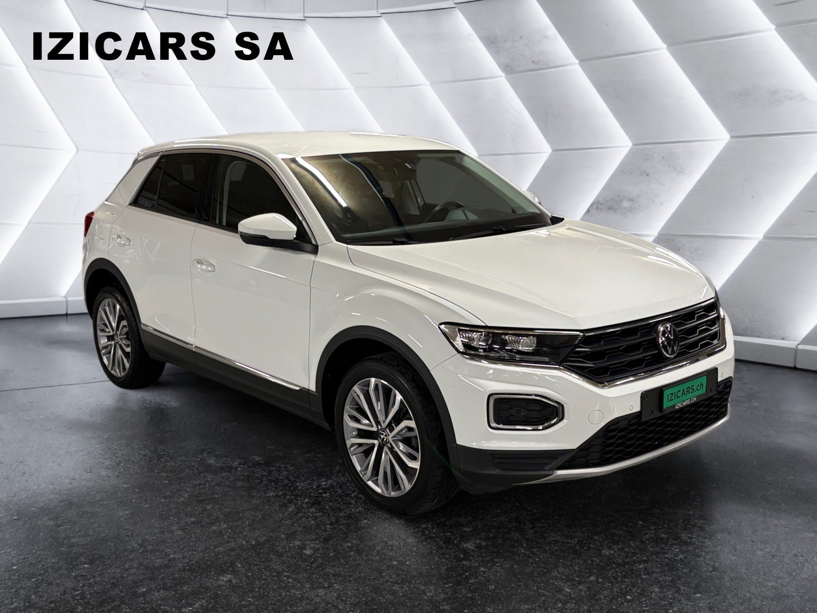 VW T-Roc 1.5 TSI EVO Advance DSG/GPS / Pack Hiver / Caméra de recul / hayon électrique / Attelage-image-3