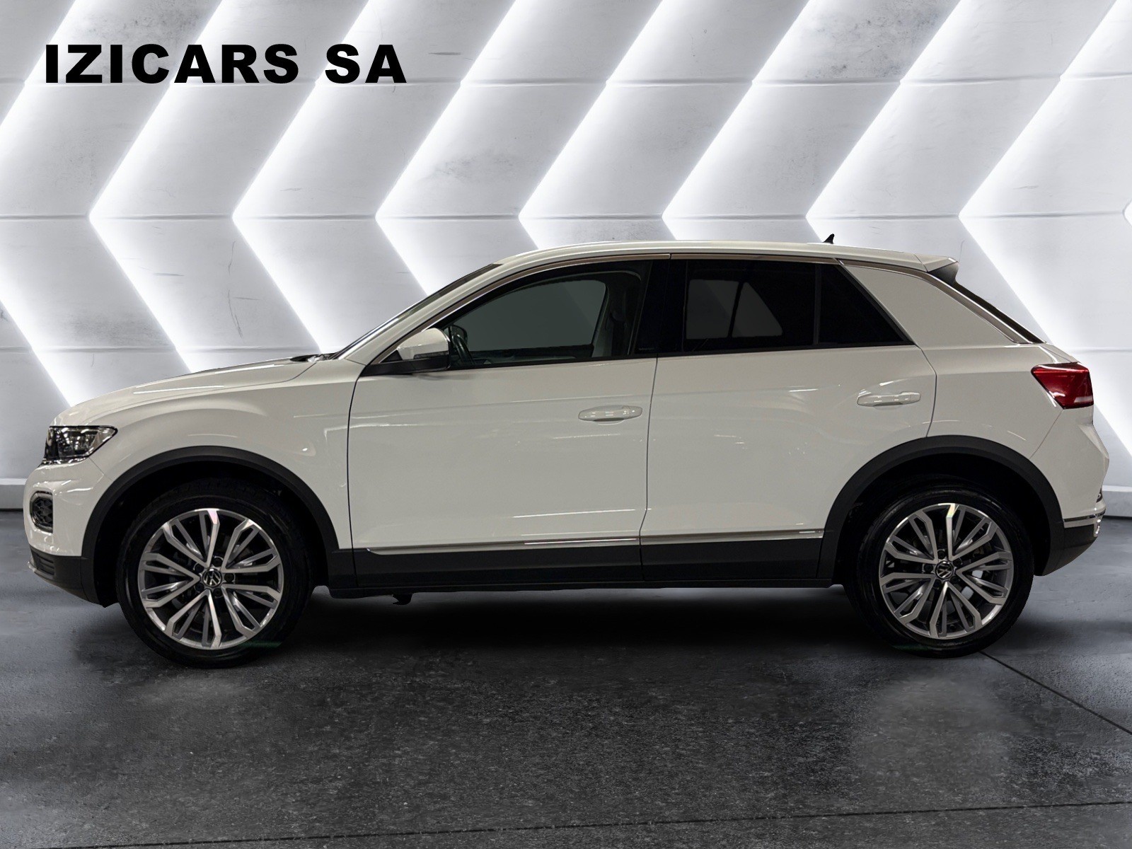 VW T-Roc 1.5 TSI EVO Advance DSG/GPS / Pack Hiver / Caméra de recul / hayon électrique / Attelage-image-7