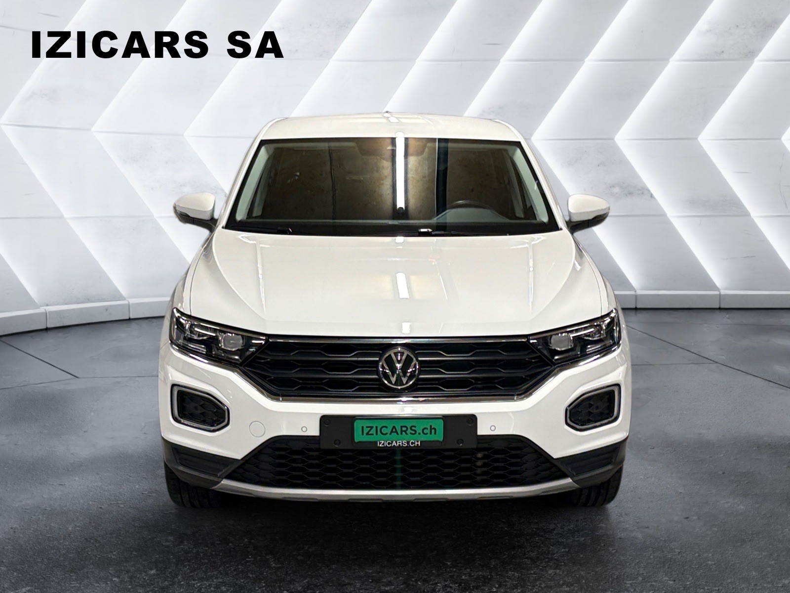 VW T-Roc 1.5 TSI EVO Advance DSG/GPS / Pack Hiver / Caméra de recul / hayon électrique / Attelage-image-2