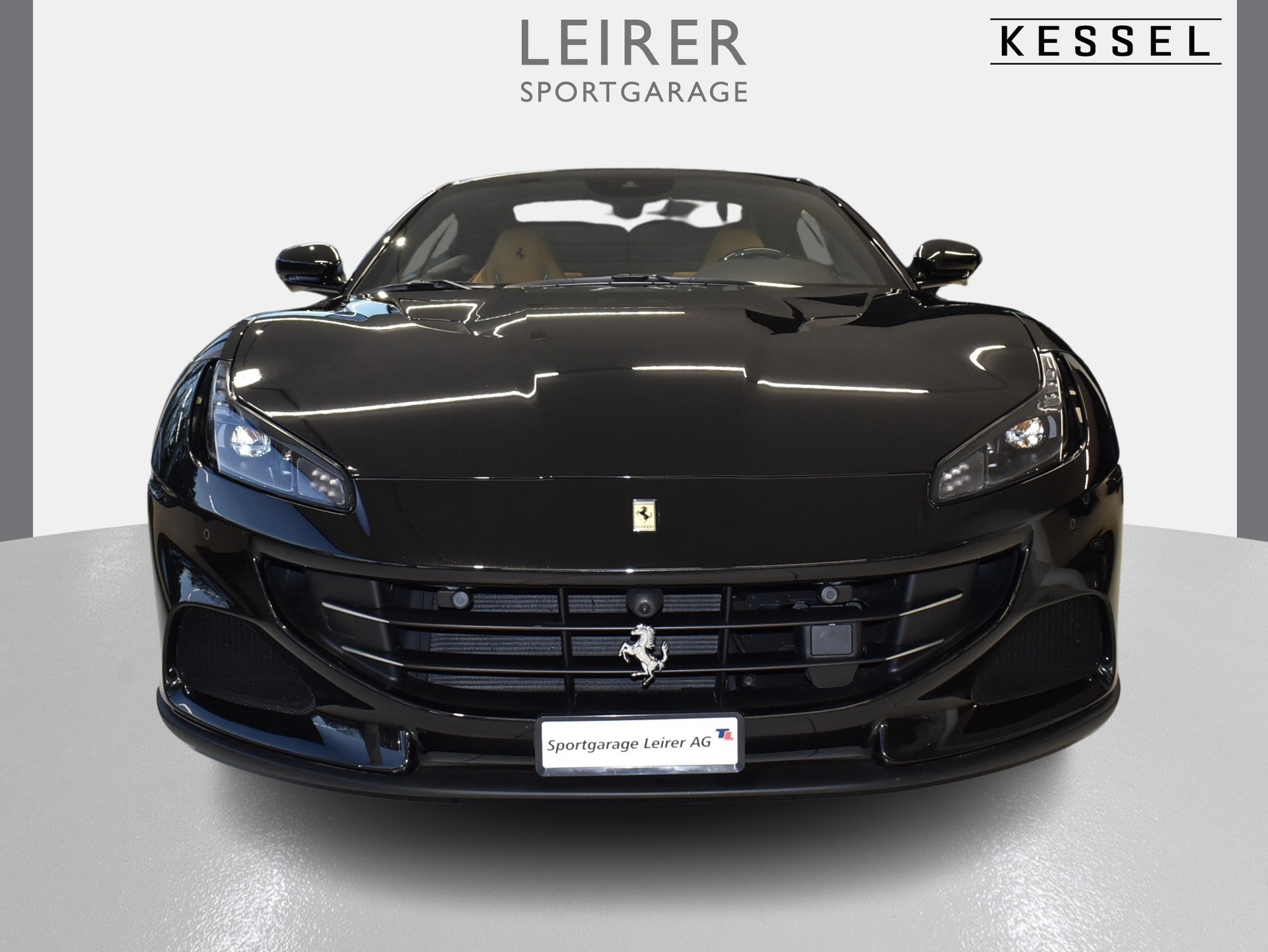 FERRARI Portofino M-image-3