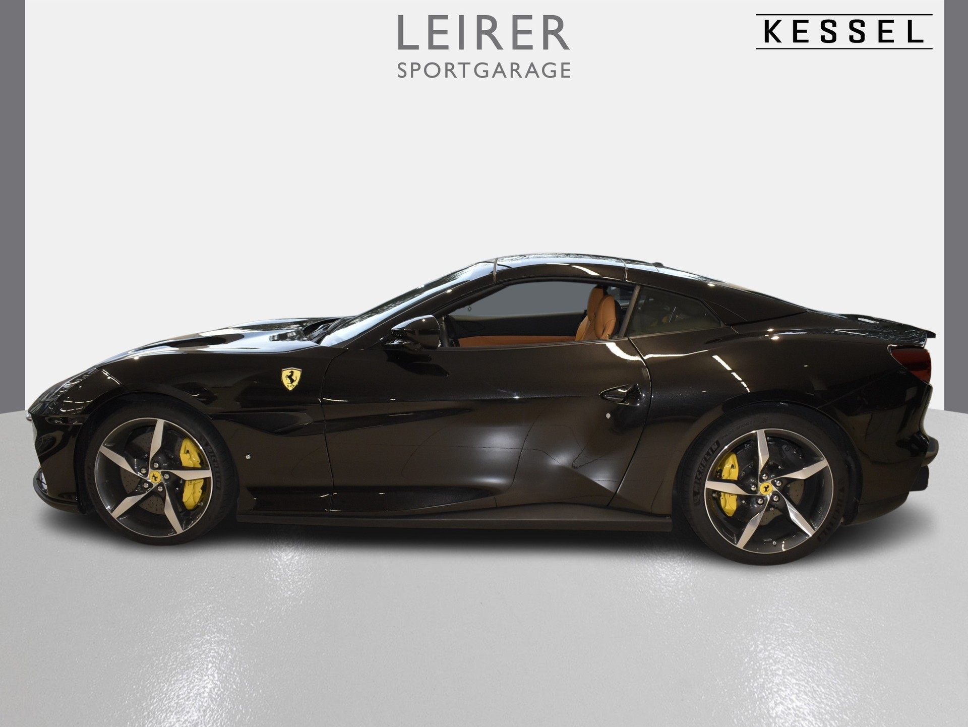 FERRARI Portofino M-image-1