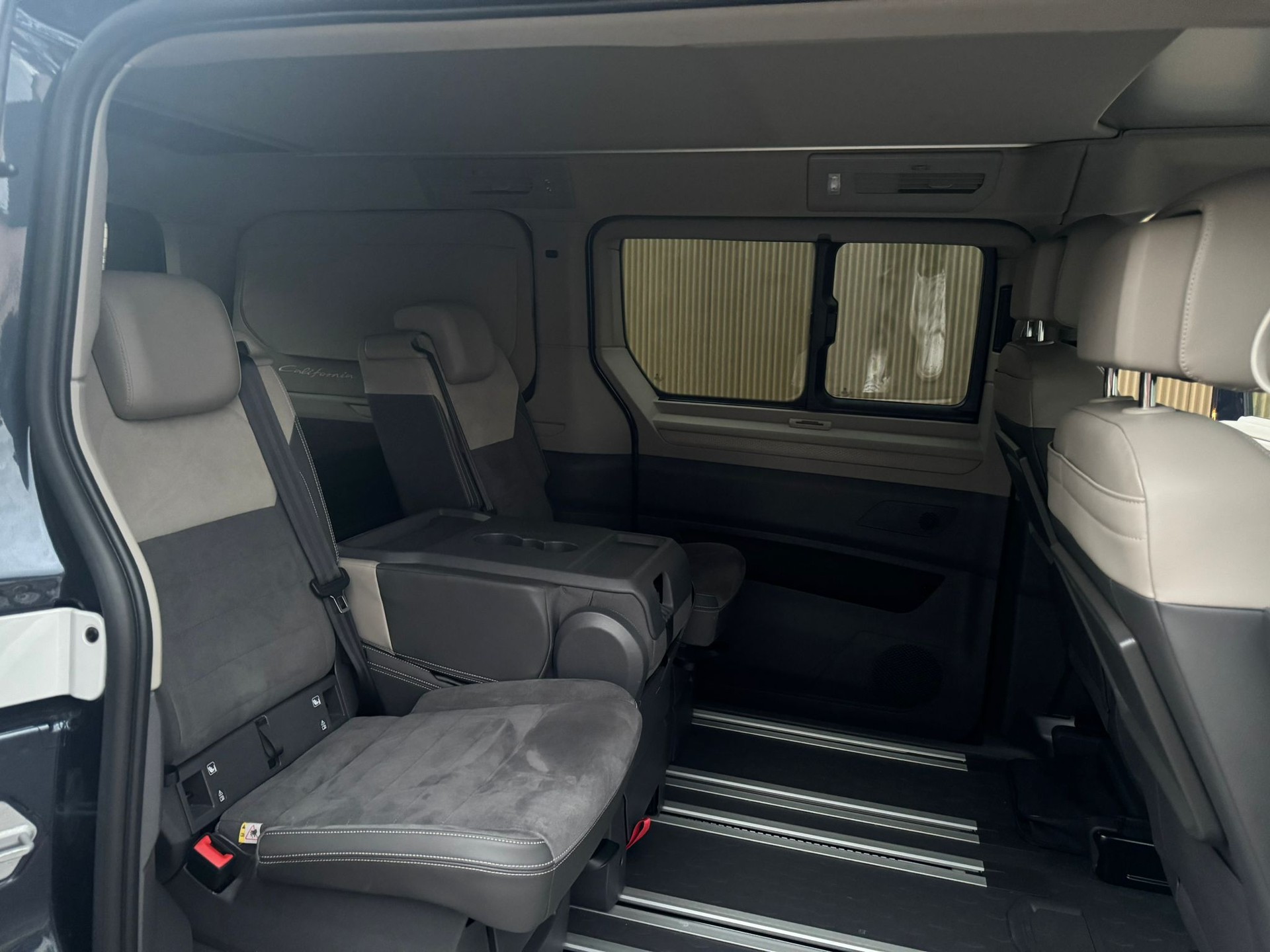 VW California 2.0 TSI Beach Camper Liberty-image-5