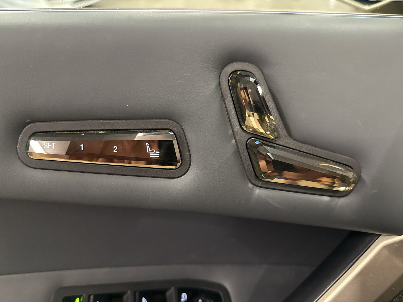 BMW iX xDrive50-image-18