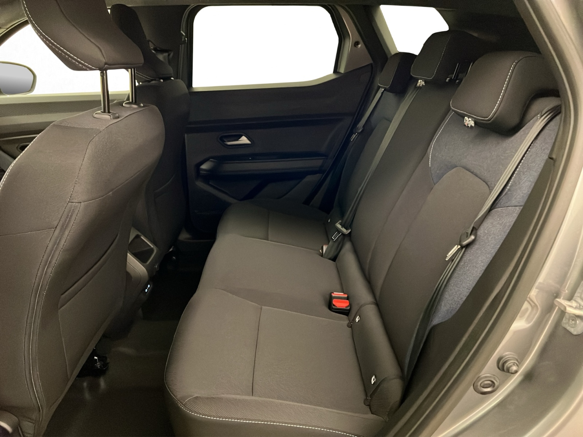 DACIA Duster 1.6 Hybrid Journey-image-8