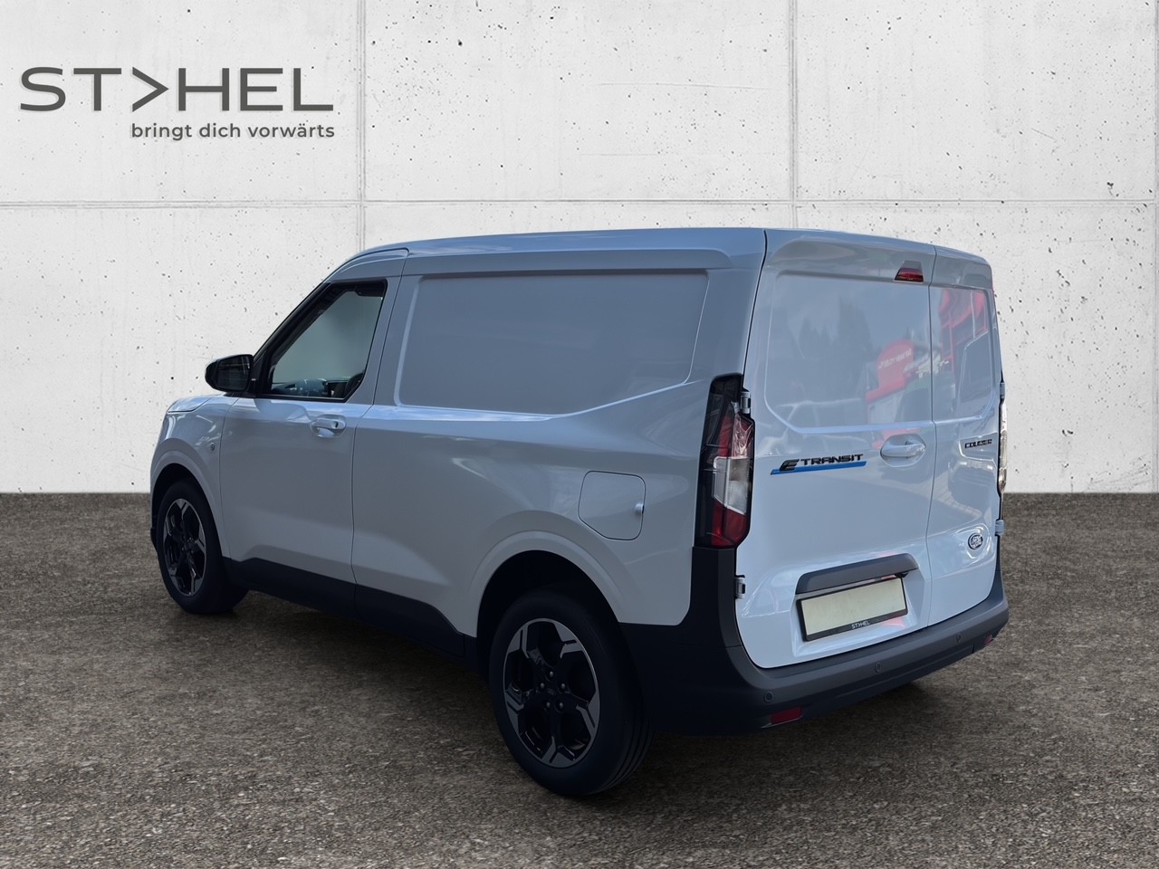 FORD E-Transit Courier Van Limited-image-3