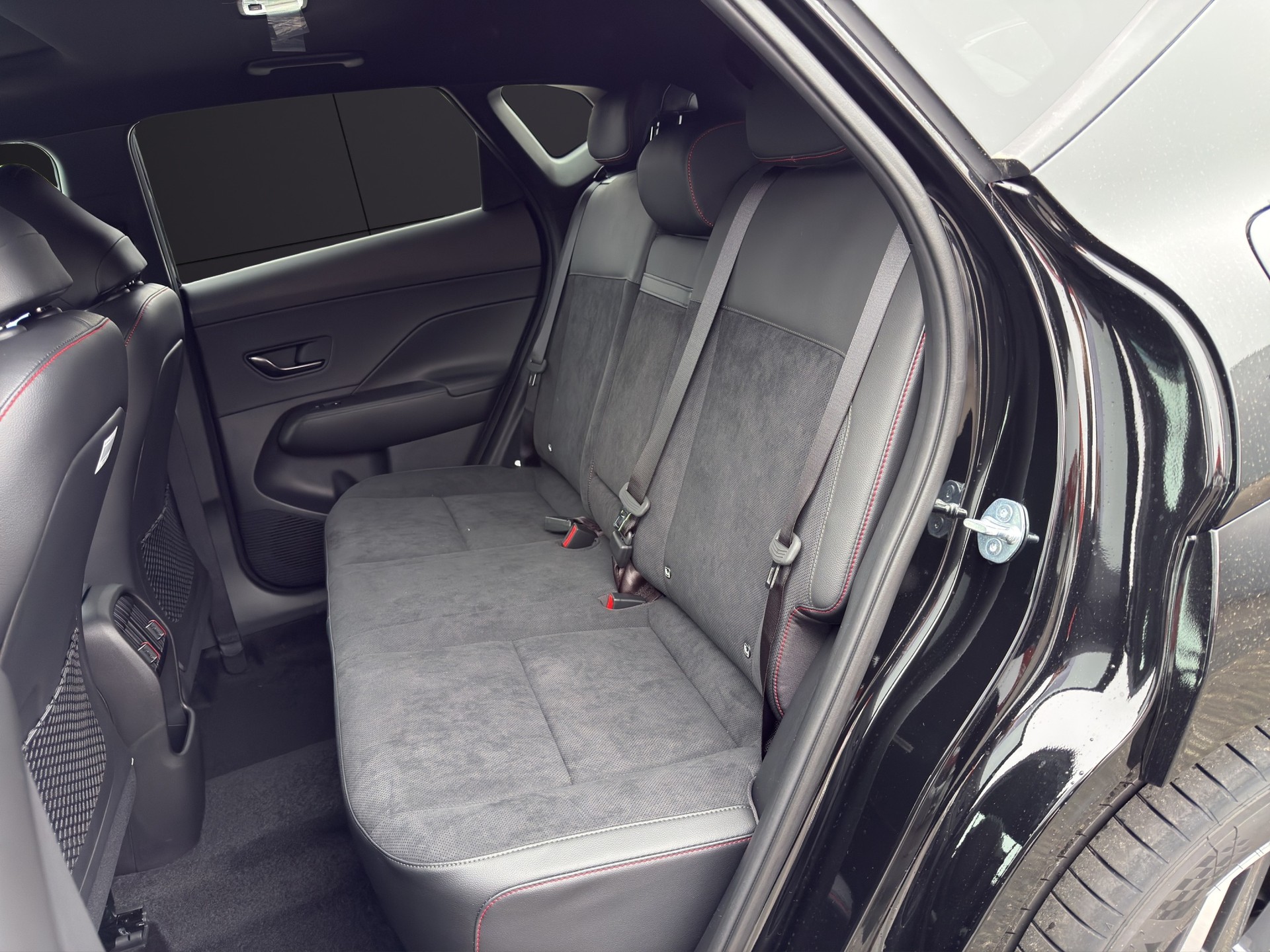 HYUNDAI Kona 1.6 GDi HEV N Line DCT-image-15
