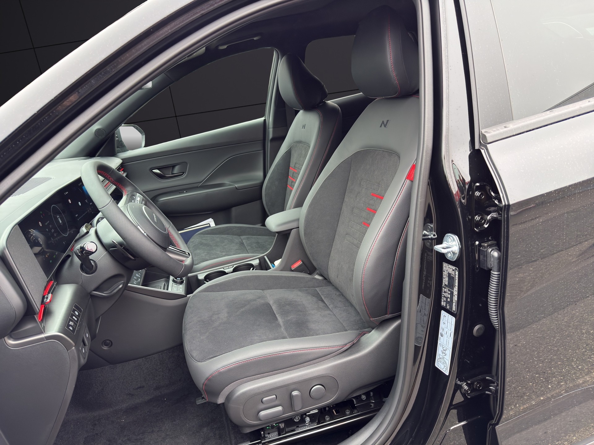 HYUNDAI Kona 1.6 GDi HEV N Line DCT-image-14
