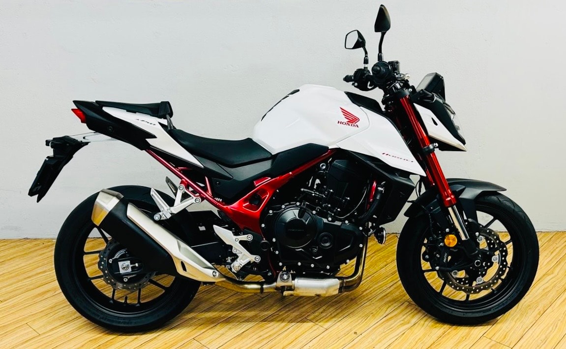 HONDA CB 750 Hornet (35kW)-showroom-element-1