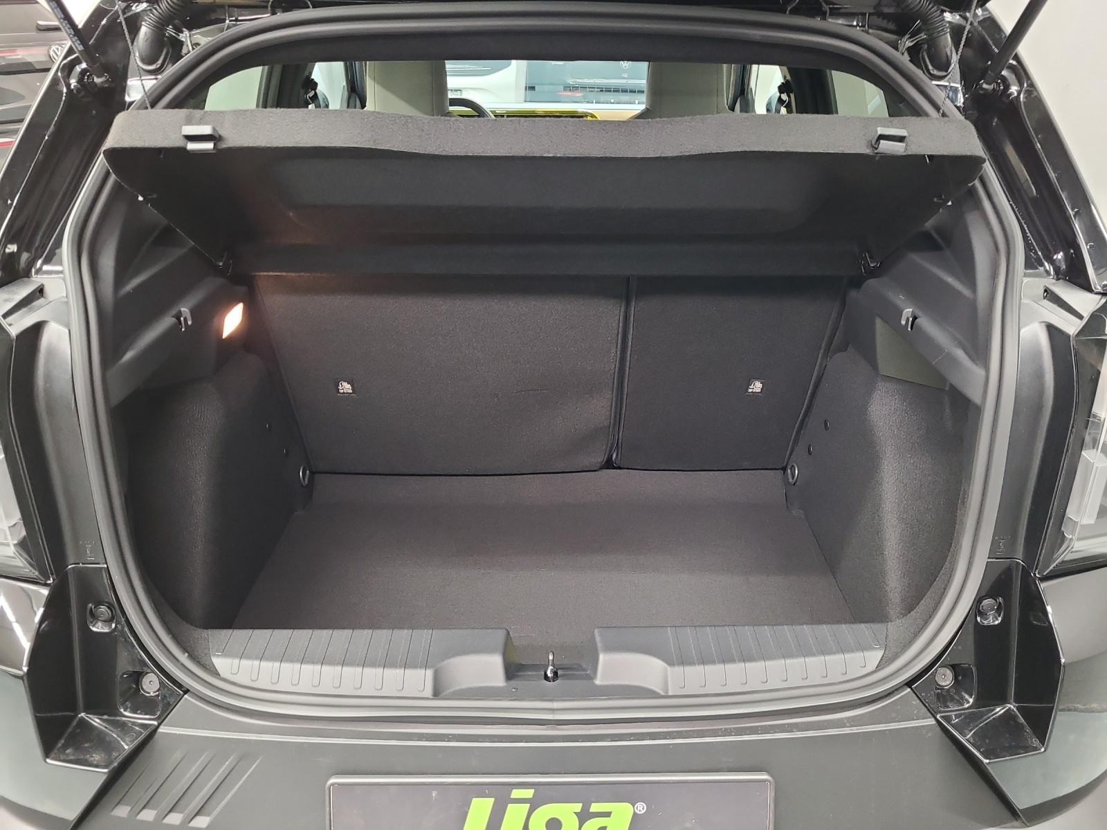 FIAT Grande Panda 1.2 Hybrid La Prima-image-10