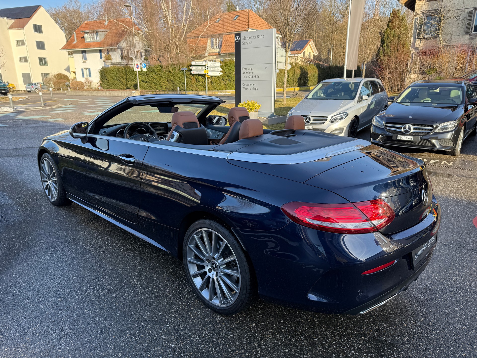 MERCEDES-BENZ C 400 AMG Line 4Matic-image-4