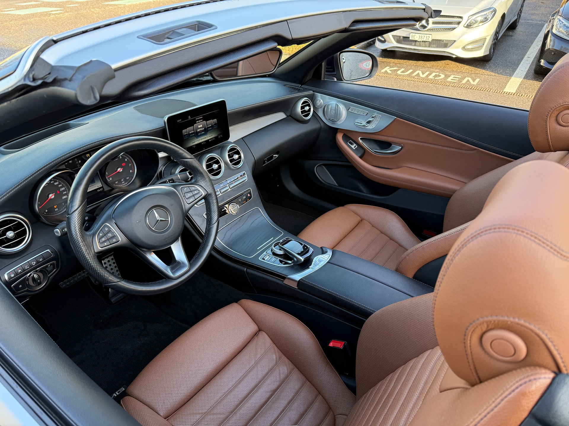 MERCEDES-BENZ C 400 AMG Line 4Matic-image-3