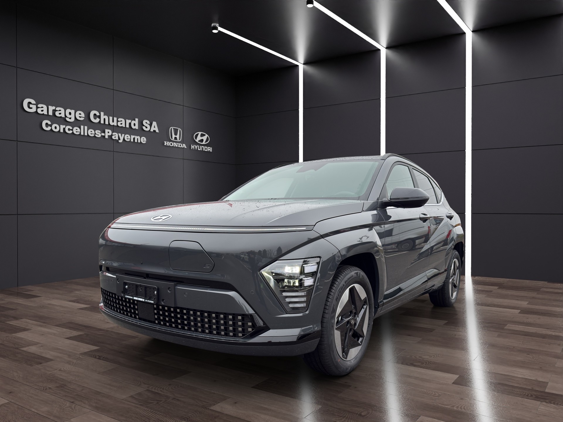 HYUNDAI Kona EV 65.4 kWh Amplia-image-0