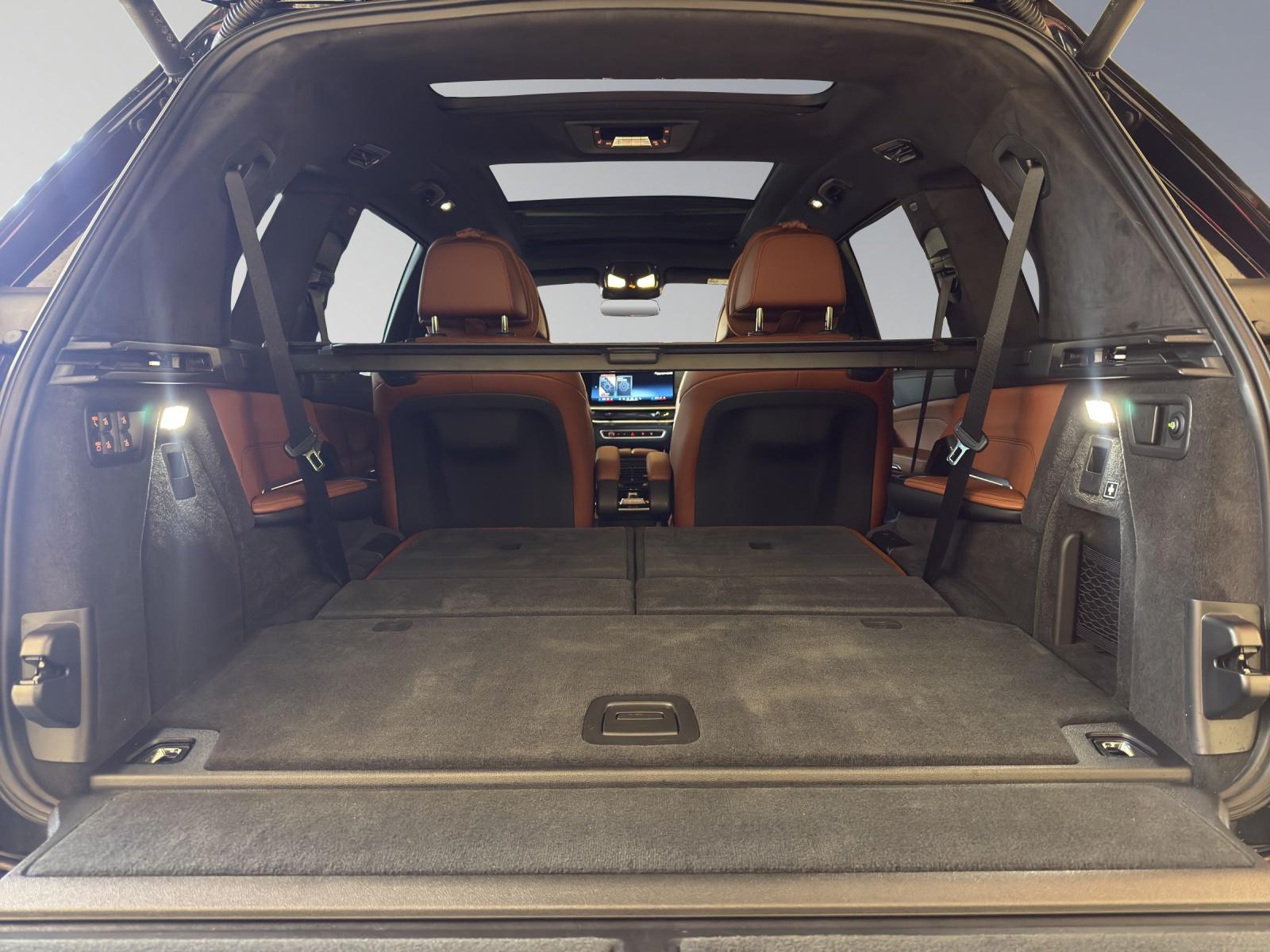BMW X7 40d xDrive SAG-image-15