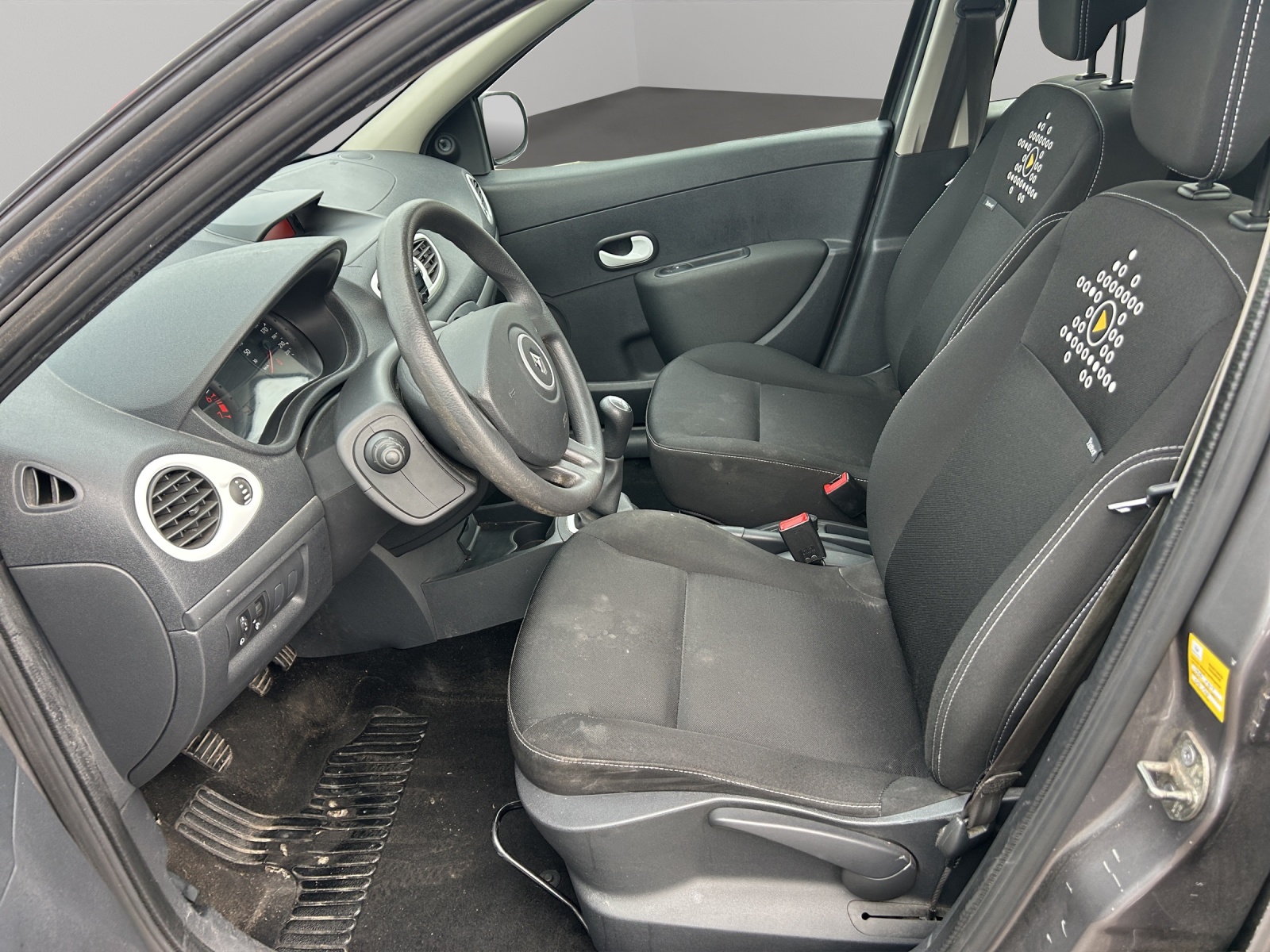 RENAULT Clio Grandtour 1.2 16V Yahoo-image-7