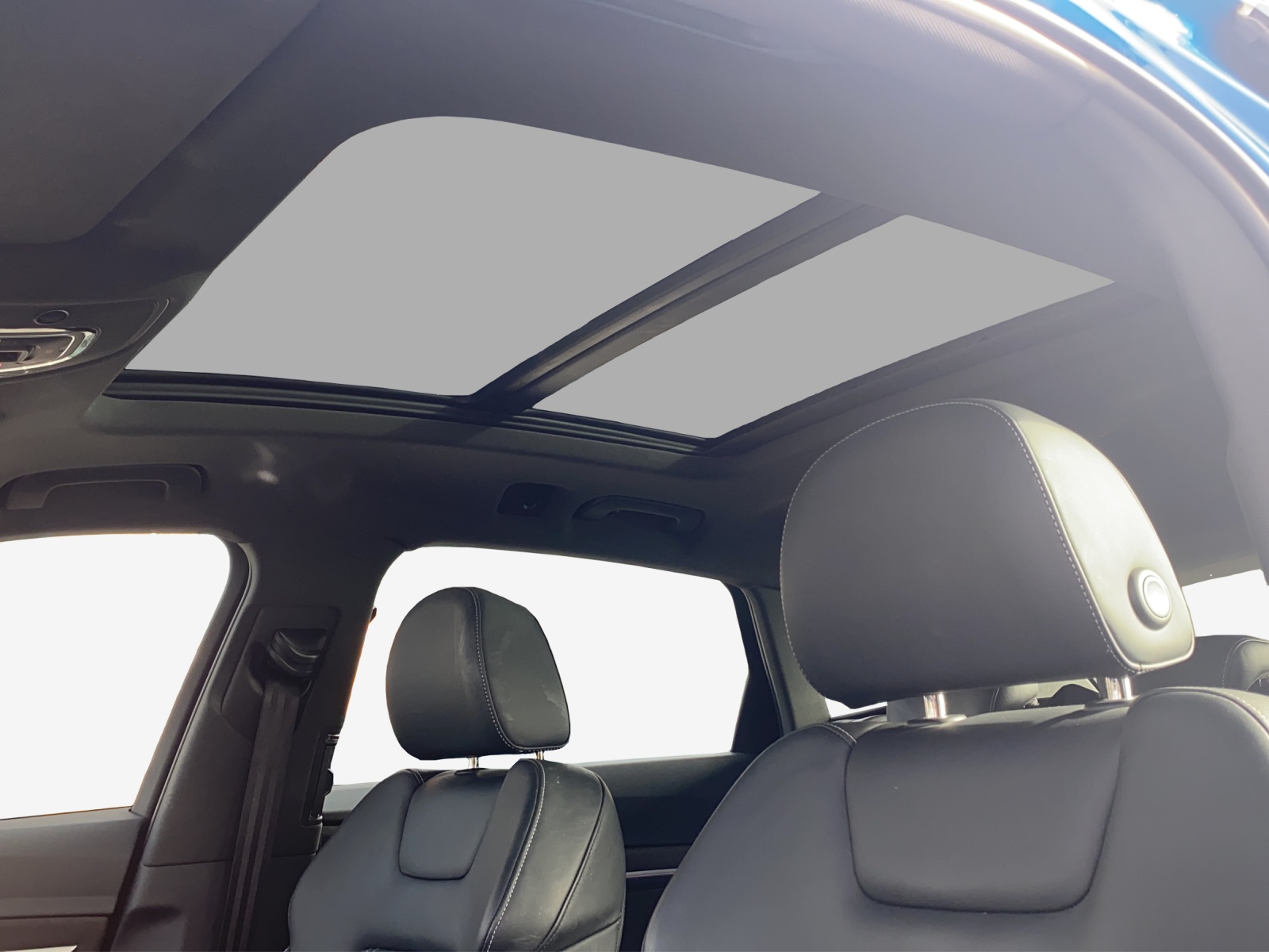 AUDI e-tron 55 Advanced quattro-image-11