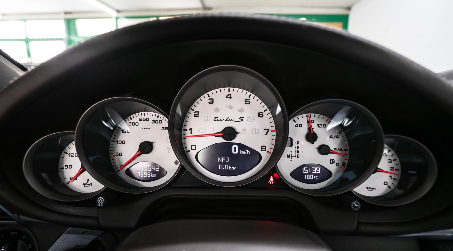 PORSCHE 911 Cabrio Turbo S PDK-image-19