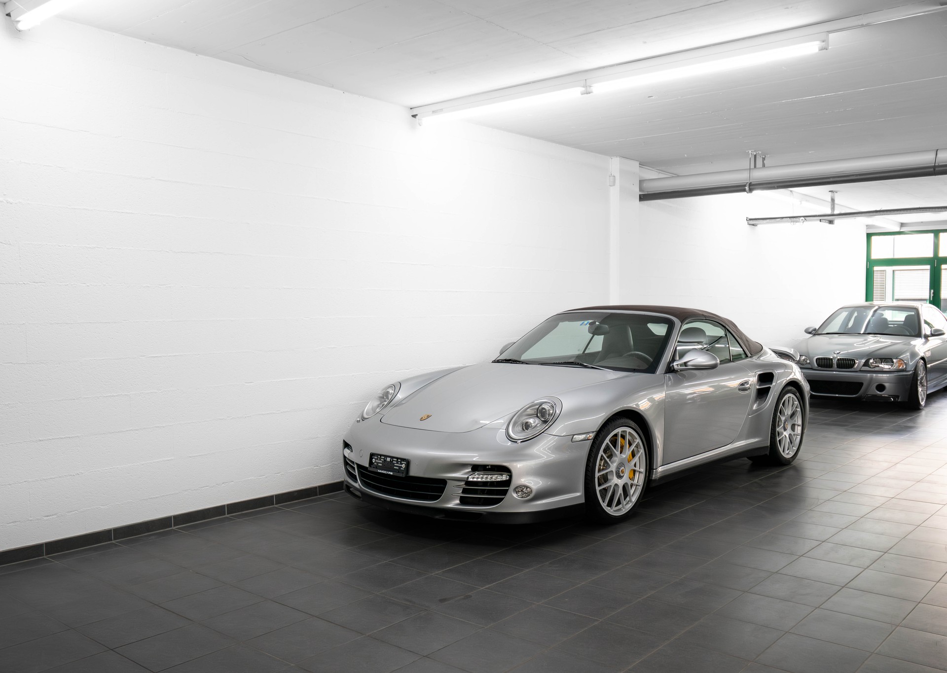 PORSCHE 911 Cabrio Turbo S PDK-image-9