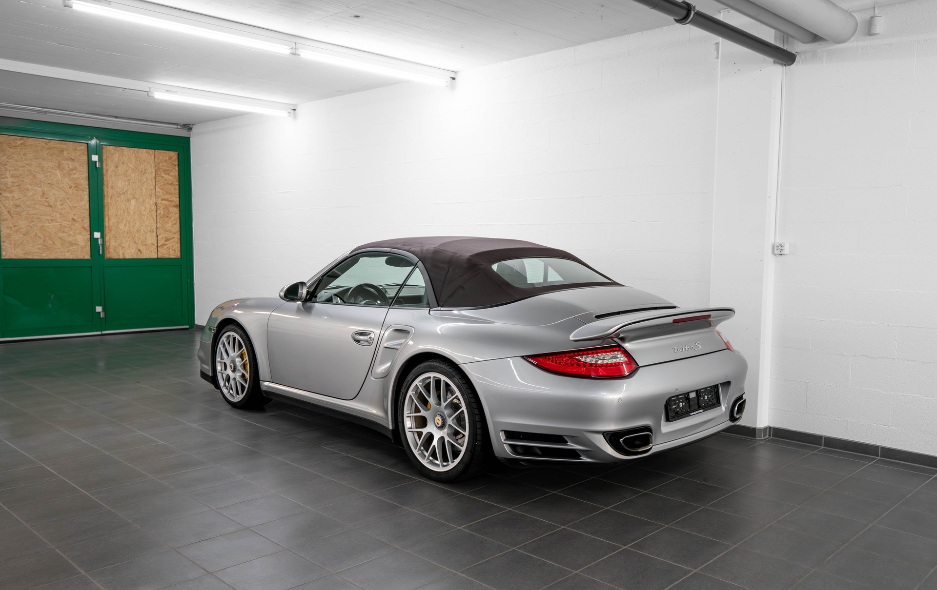 PORSCHE 911 Cabrio Turbo S PDK-image-8