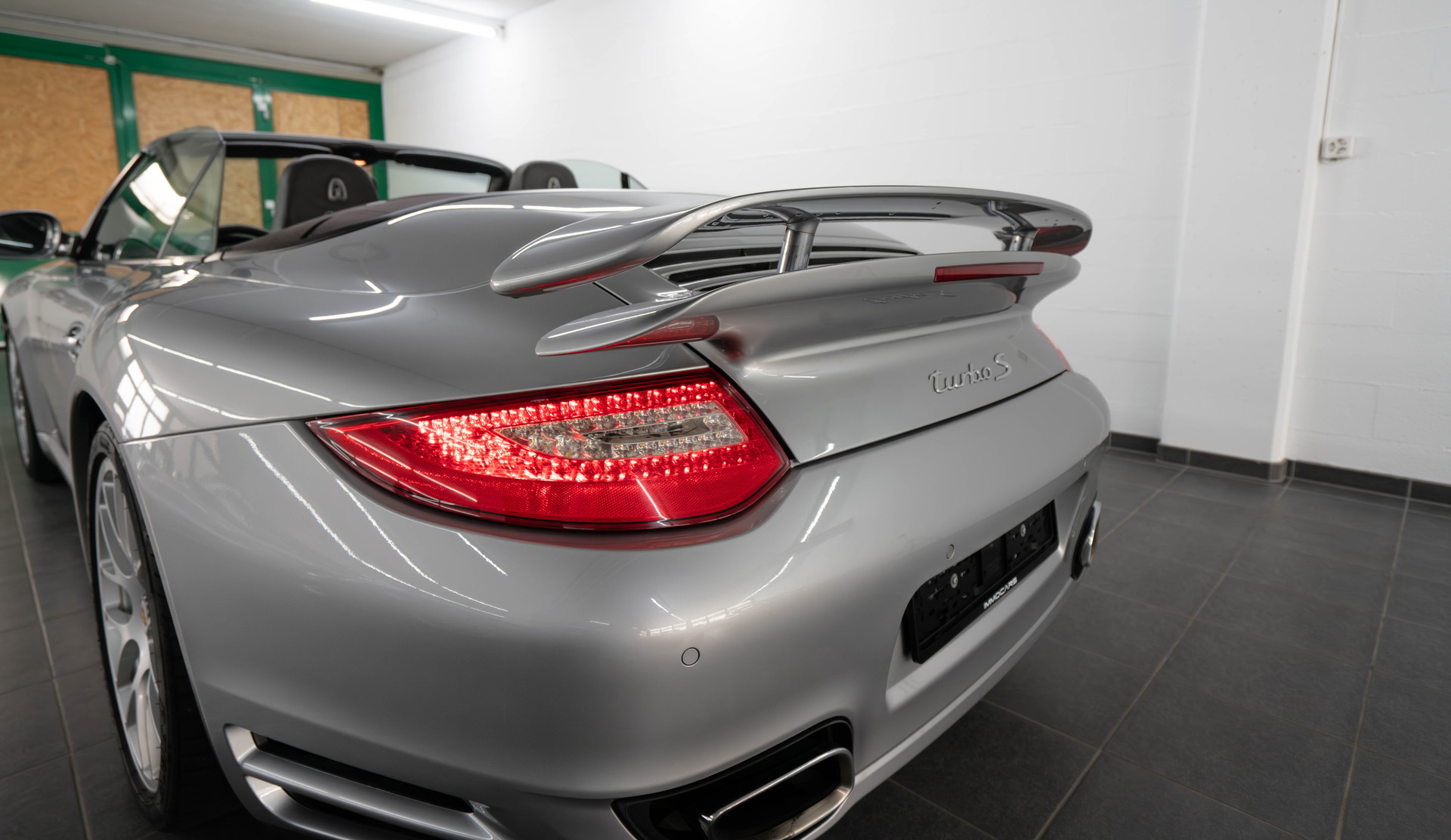 PORSCHE 911 Cabrio Turbo S PDK-image-7