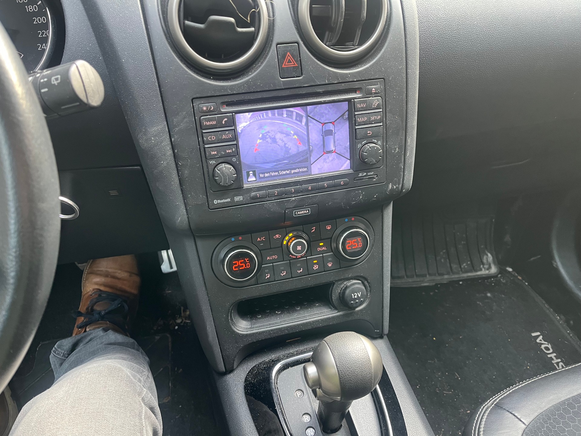 NISSAN Qashqai 1.6-image-8