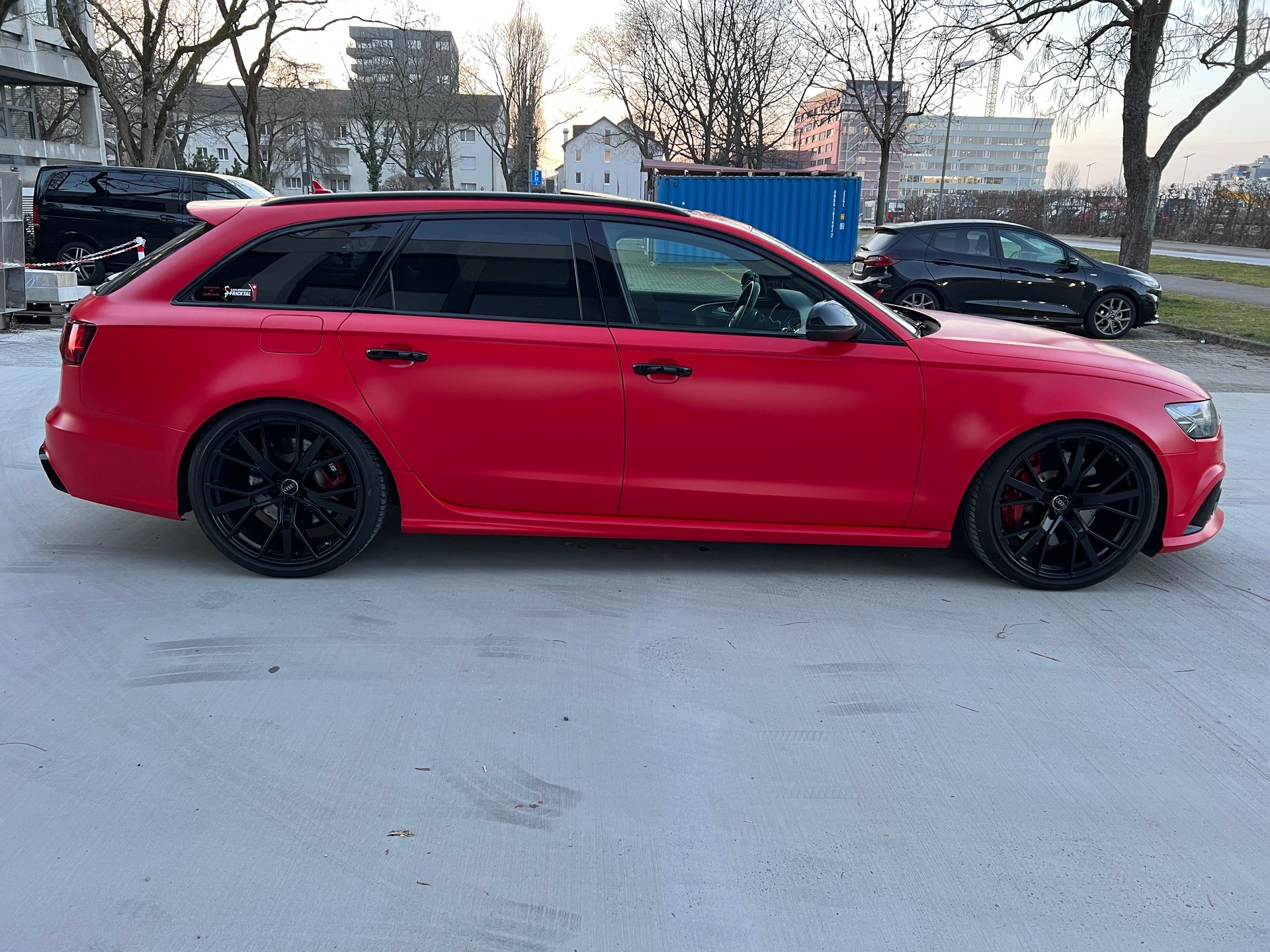 AUDI RS6 Avant 4.0 TFSI V8 performance quattro-showroom-element-3