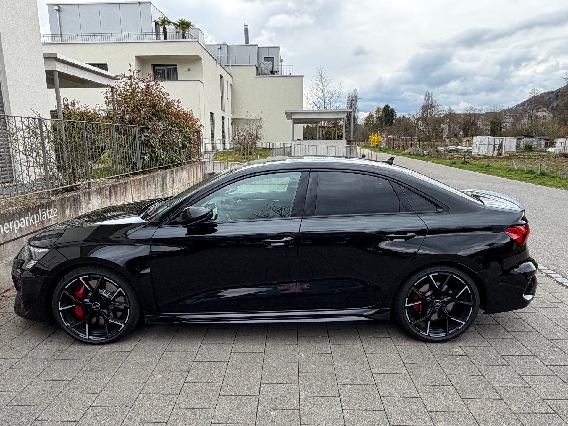 AUDI RS3 Limousine 2.5 TSI quattro S-tronic-image-0