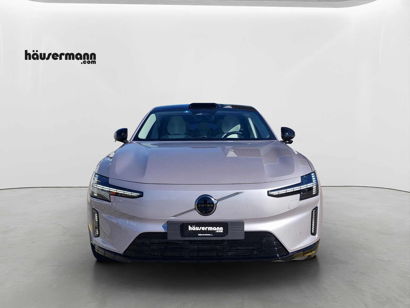 VOLVO ES90 Ultra-showroom-element-2