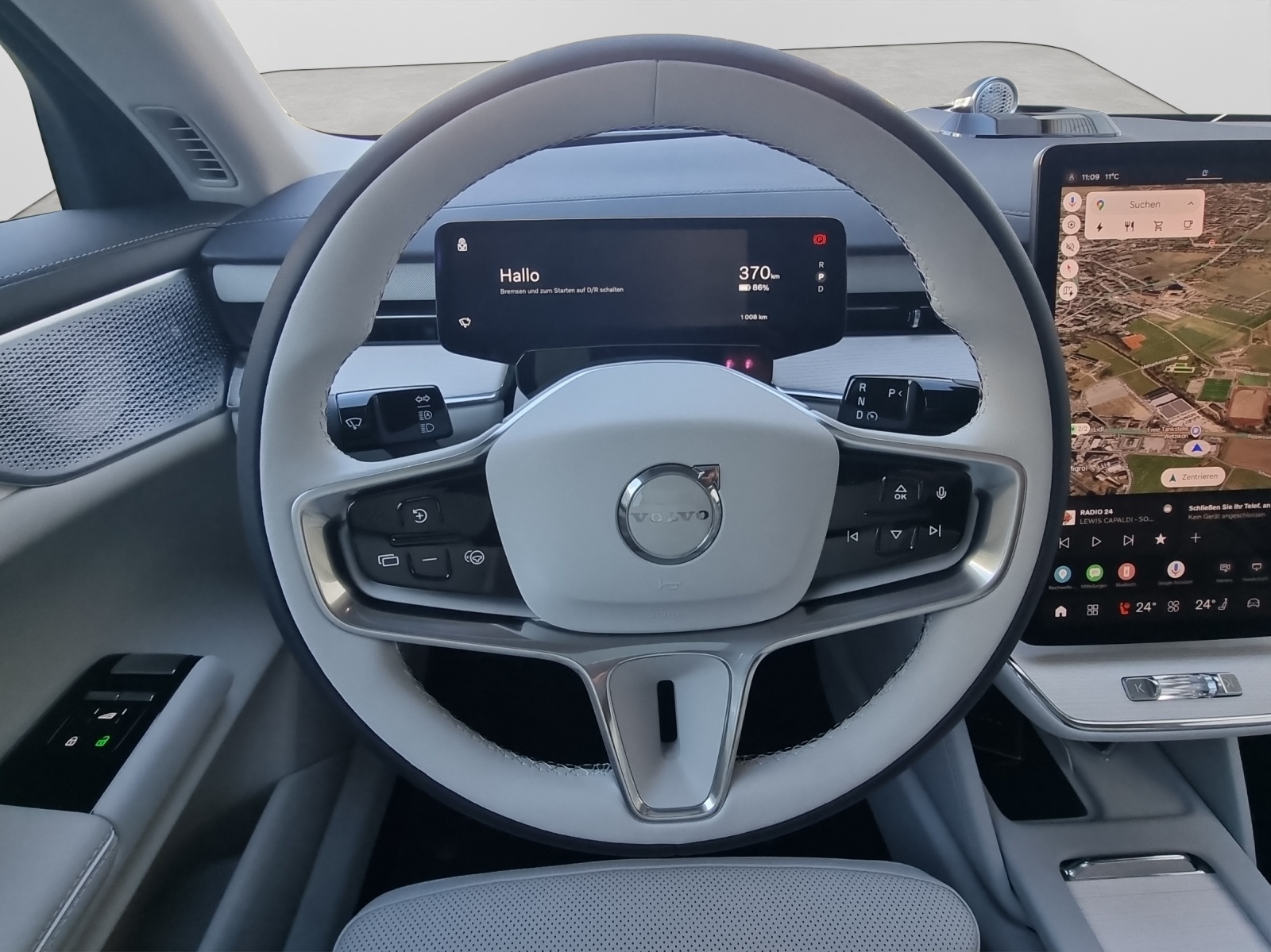 VOLVO ES90 Ultra-image-12