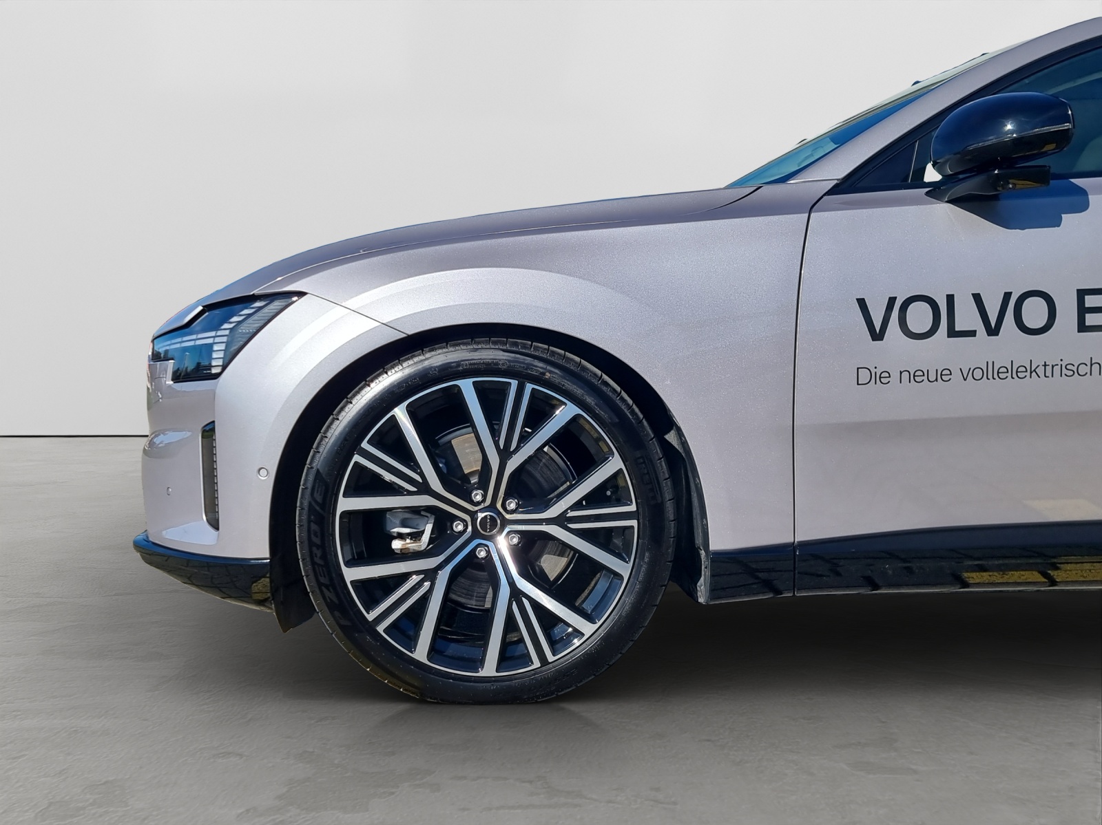 VOLVO ES90 Ultra-image-6