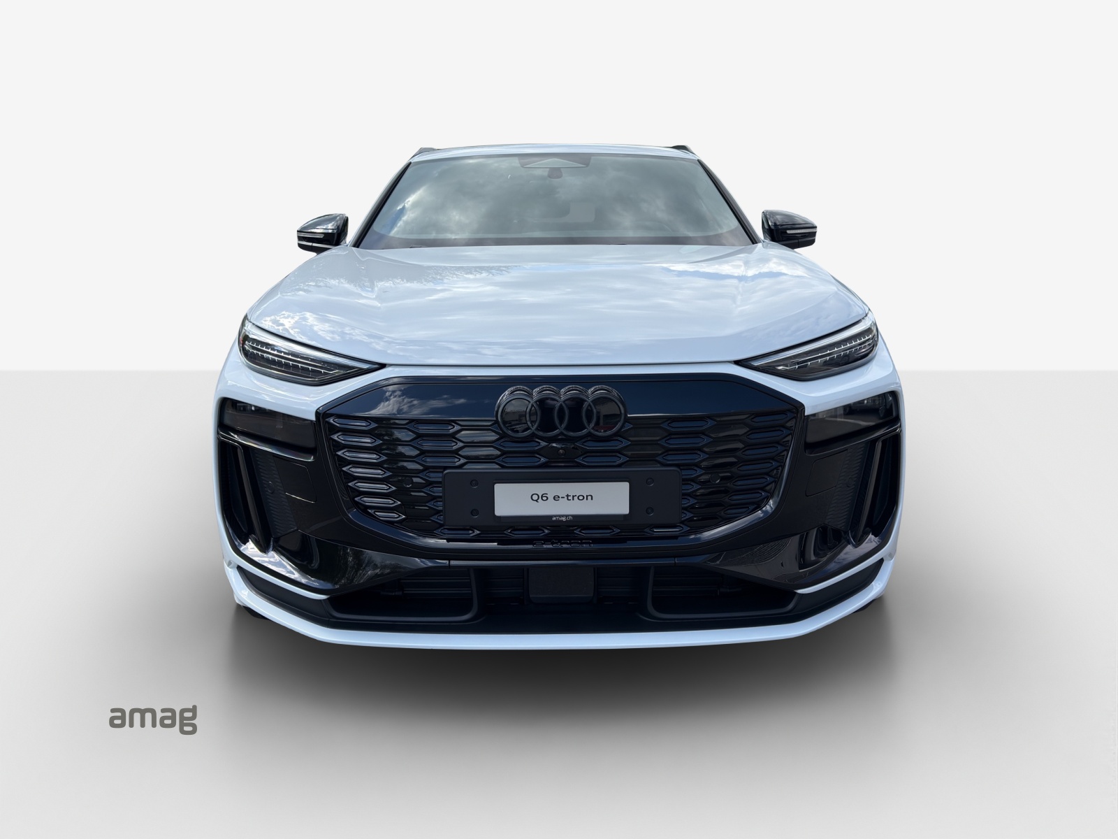 AUDI Q6 Sportback e-tron quattro-image-6