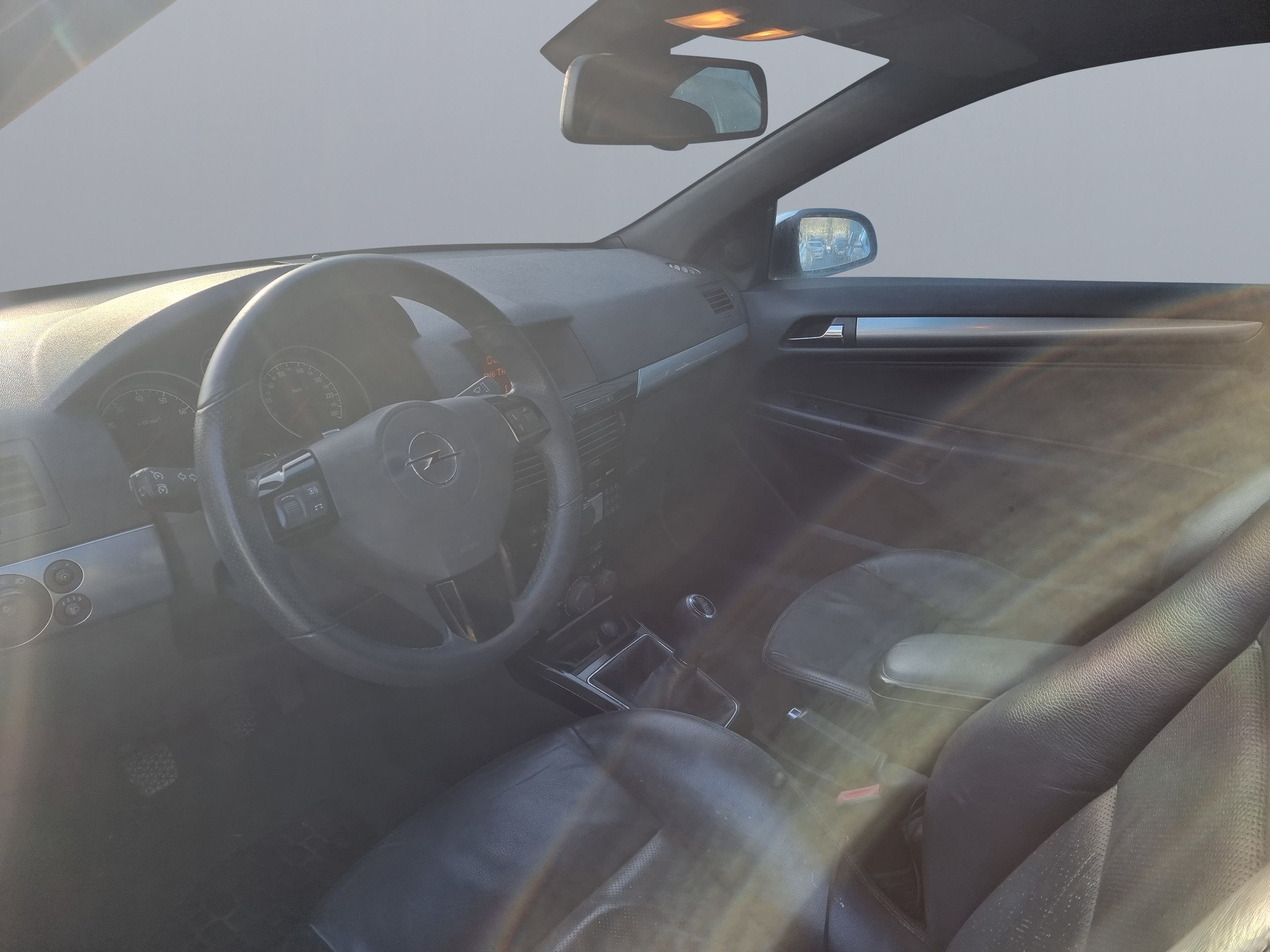 OPEL Astra TT 1.8i 16V Cosmo-image-7