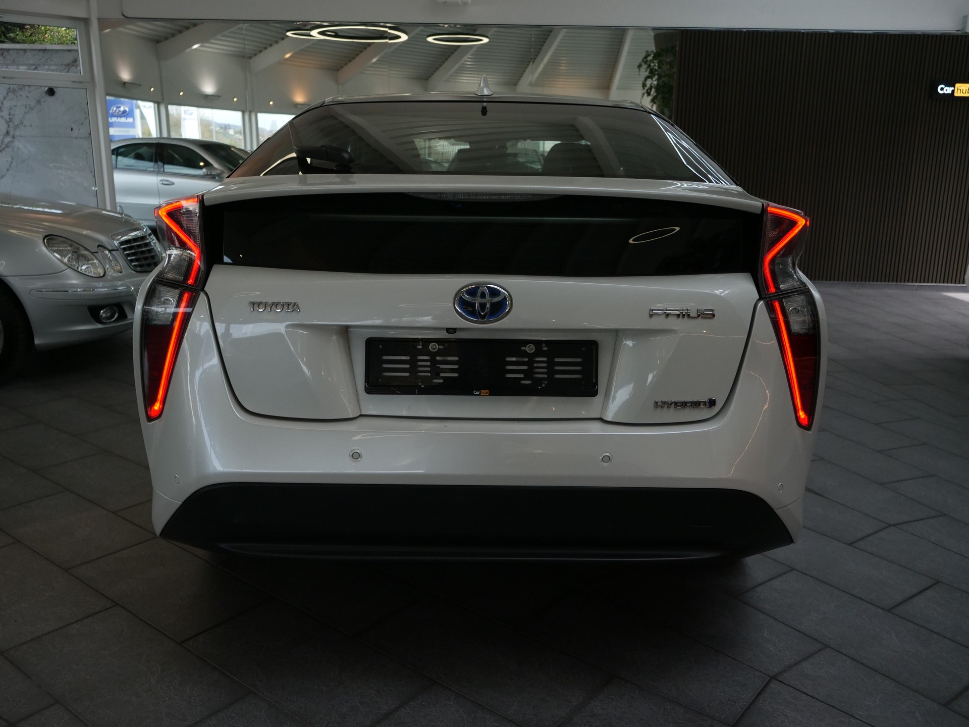 TOYOTA Prius 1.8 VVT-i HSD Sol Premium-image-7