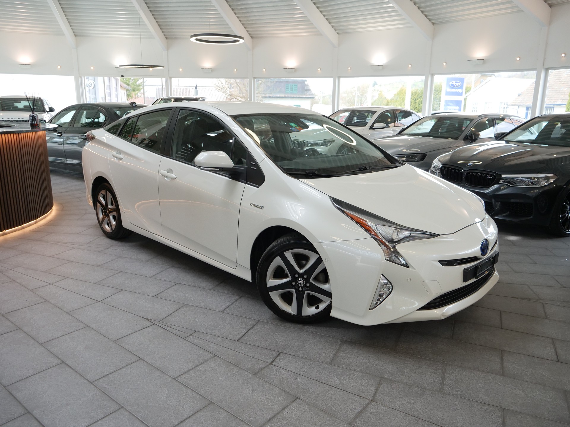 TOYOTA Prius 1.8 VVT-i HSD Sol Premium-image-2