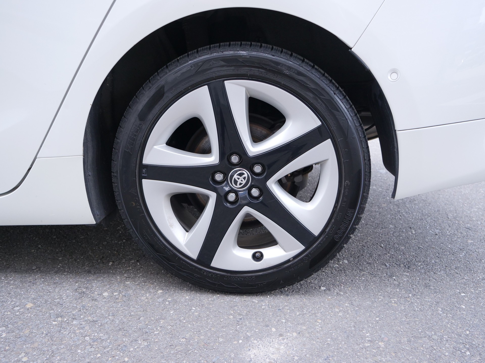 TOYOTA Prius 1.8 VVT-i HSD Sol Premium-image-20